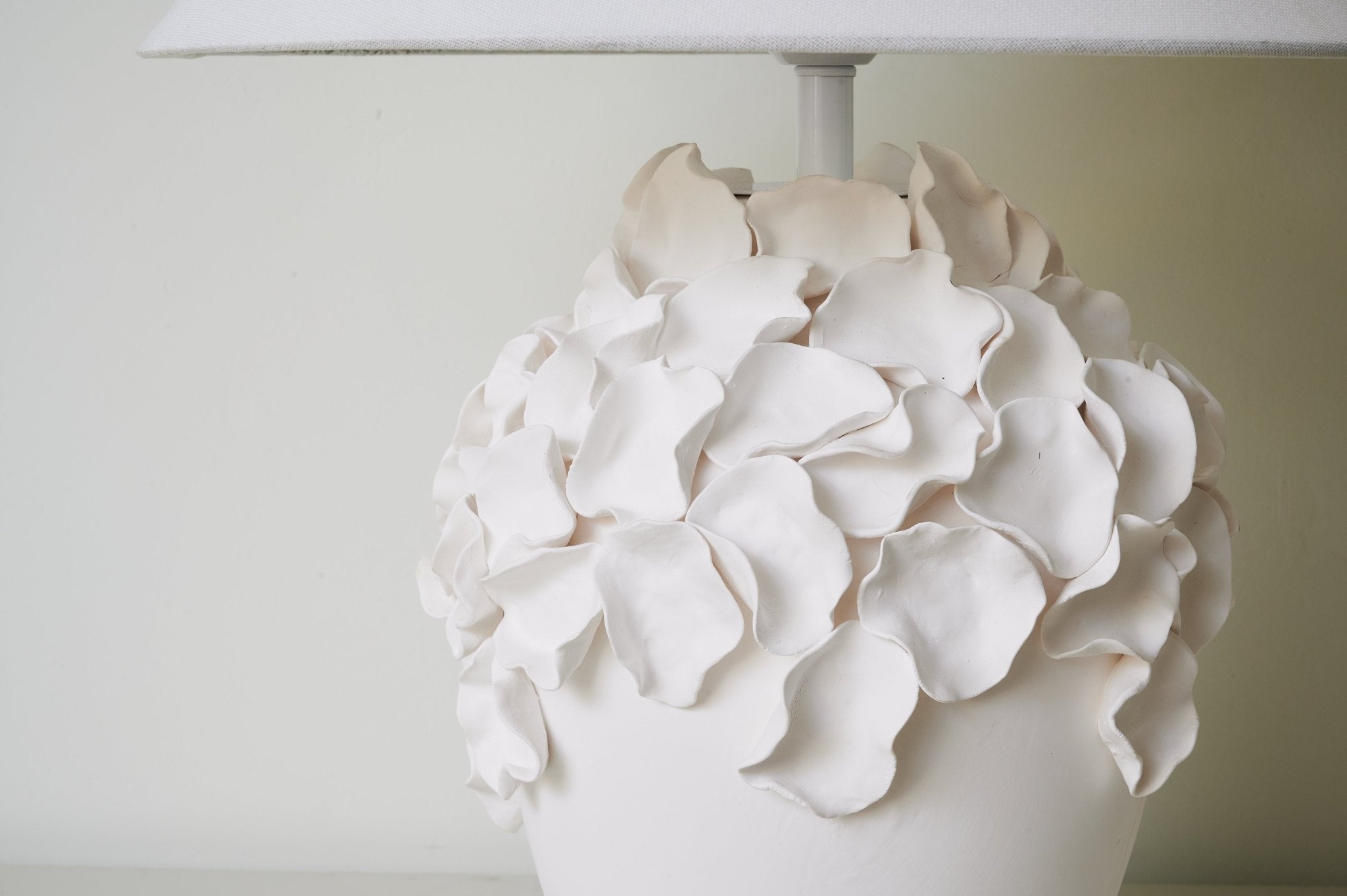 Florae Ceramic Table Lamp - Blowlighting