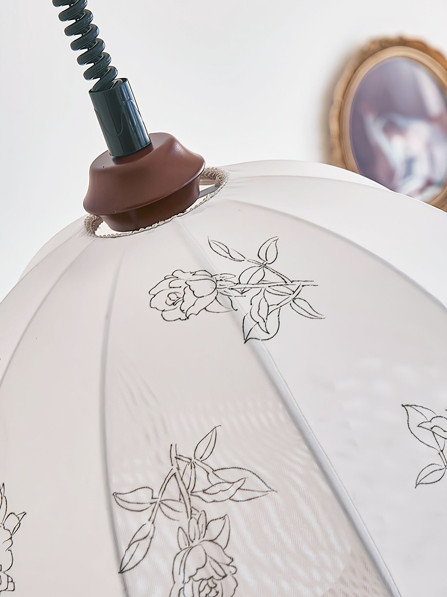 Floral Grace Pendant Lamp - Blowlighting