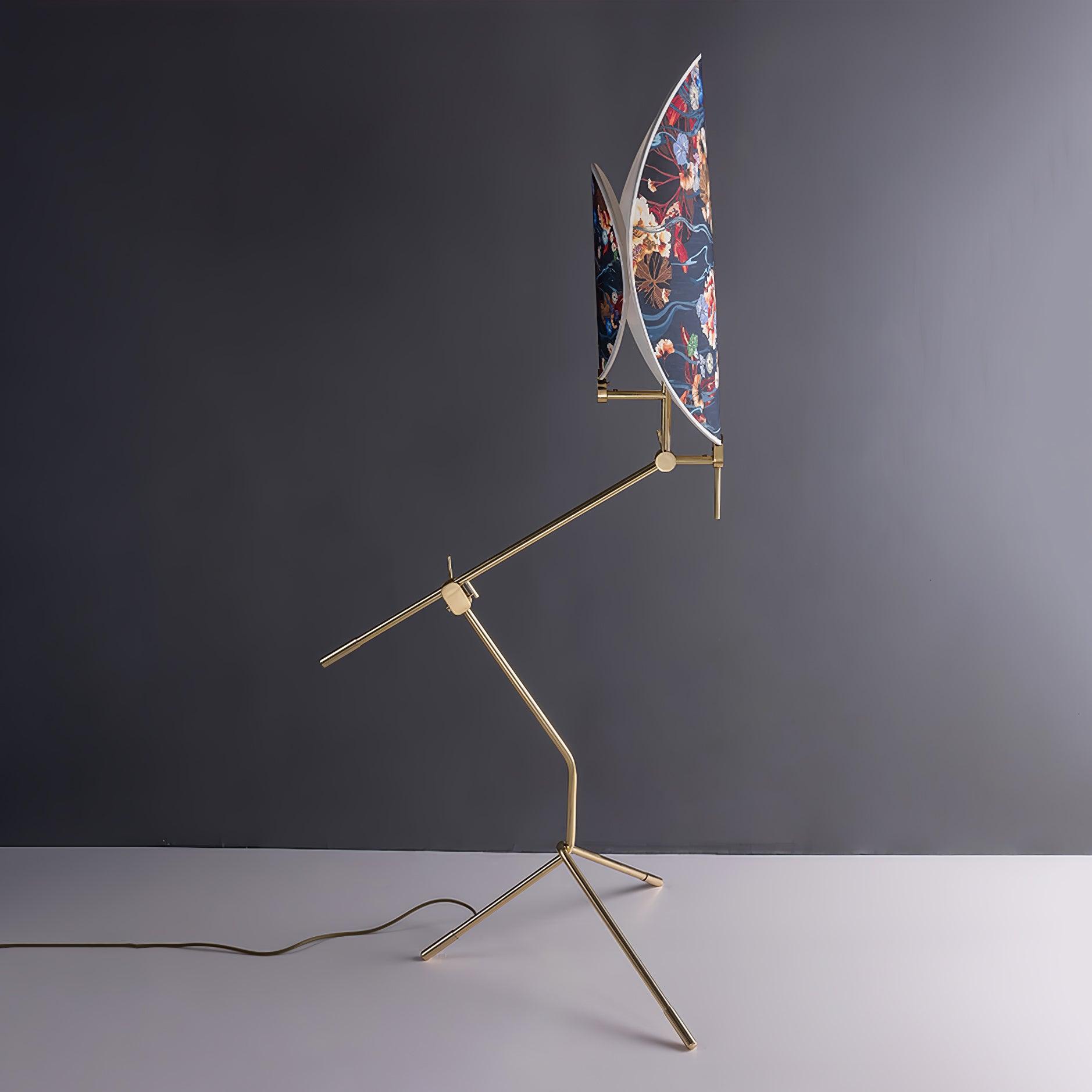 Vorenth Brass Floor Lamp - Blowlighting