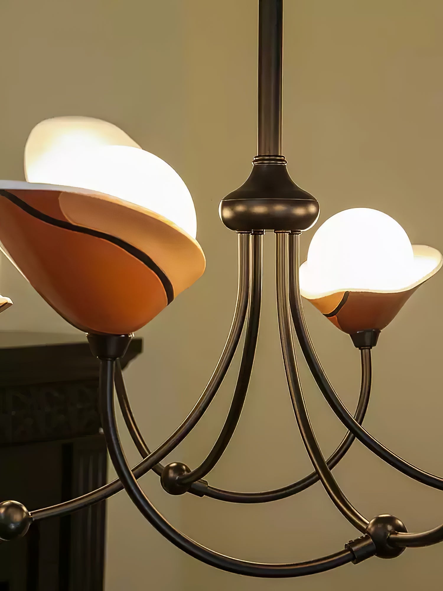 Florea Bloom Chandelier - Blowlighting