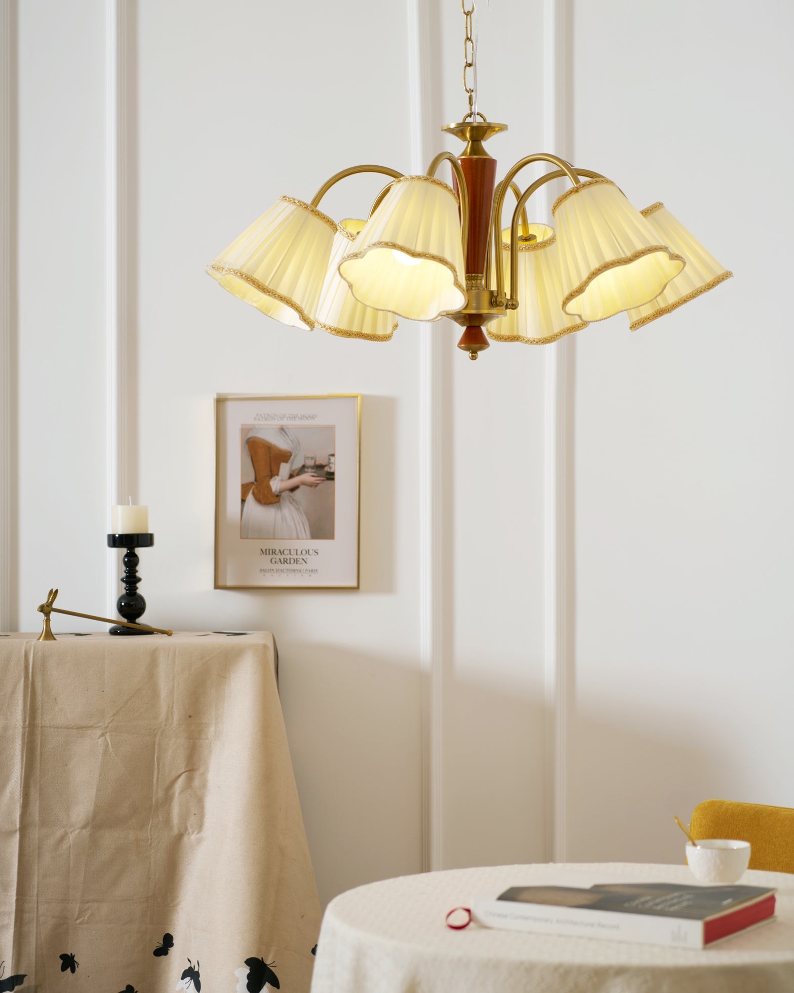Bellora Bloom Chandelier - Blowlighting