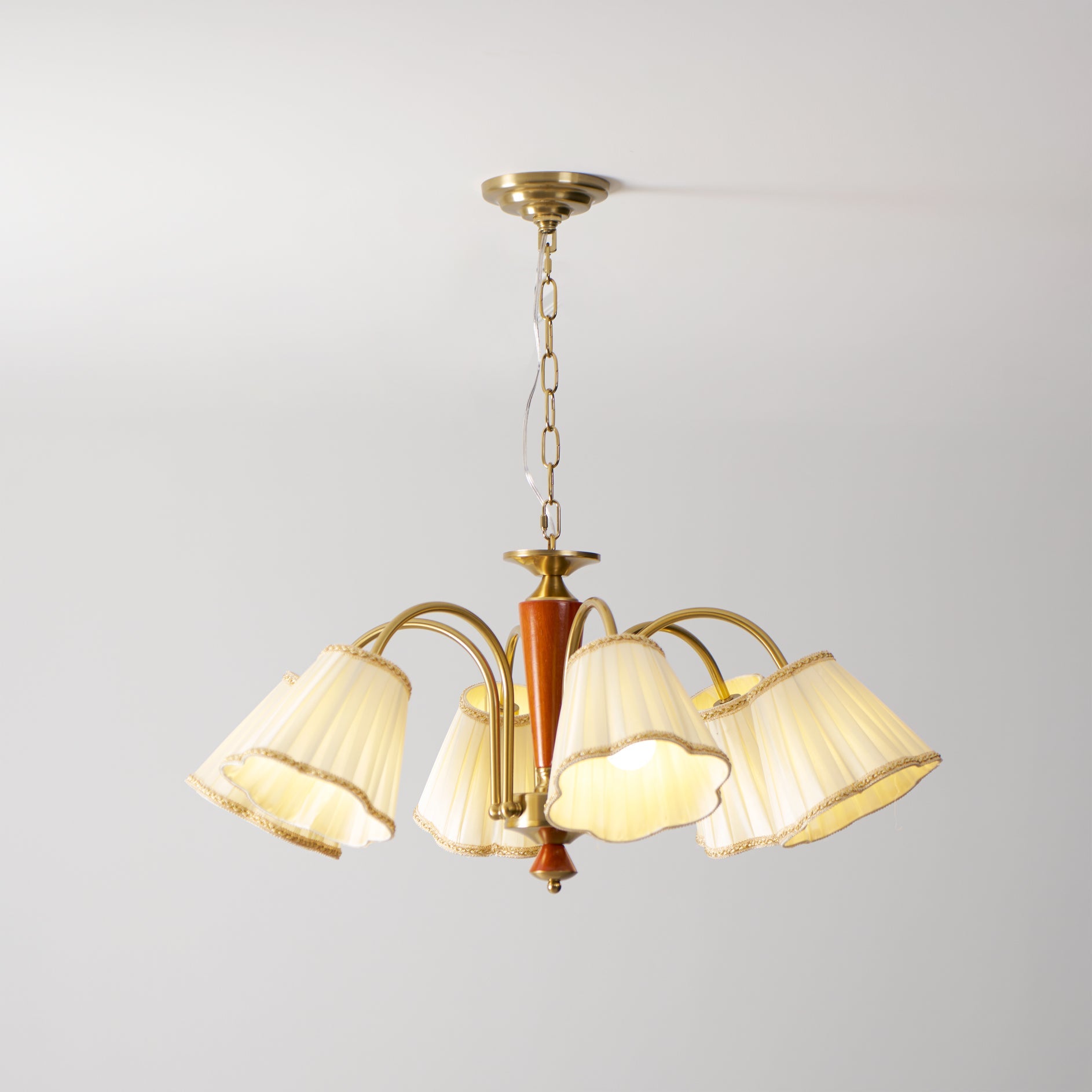 Bellora Bloom Chandelier - Blowlighting