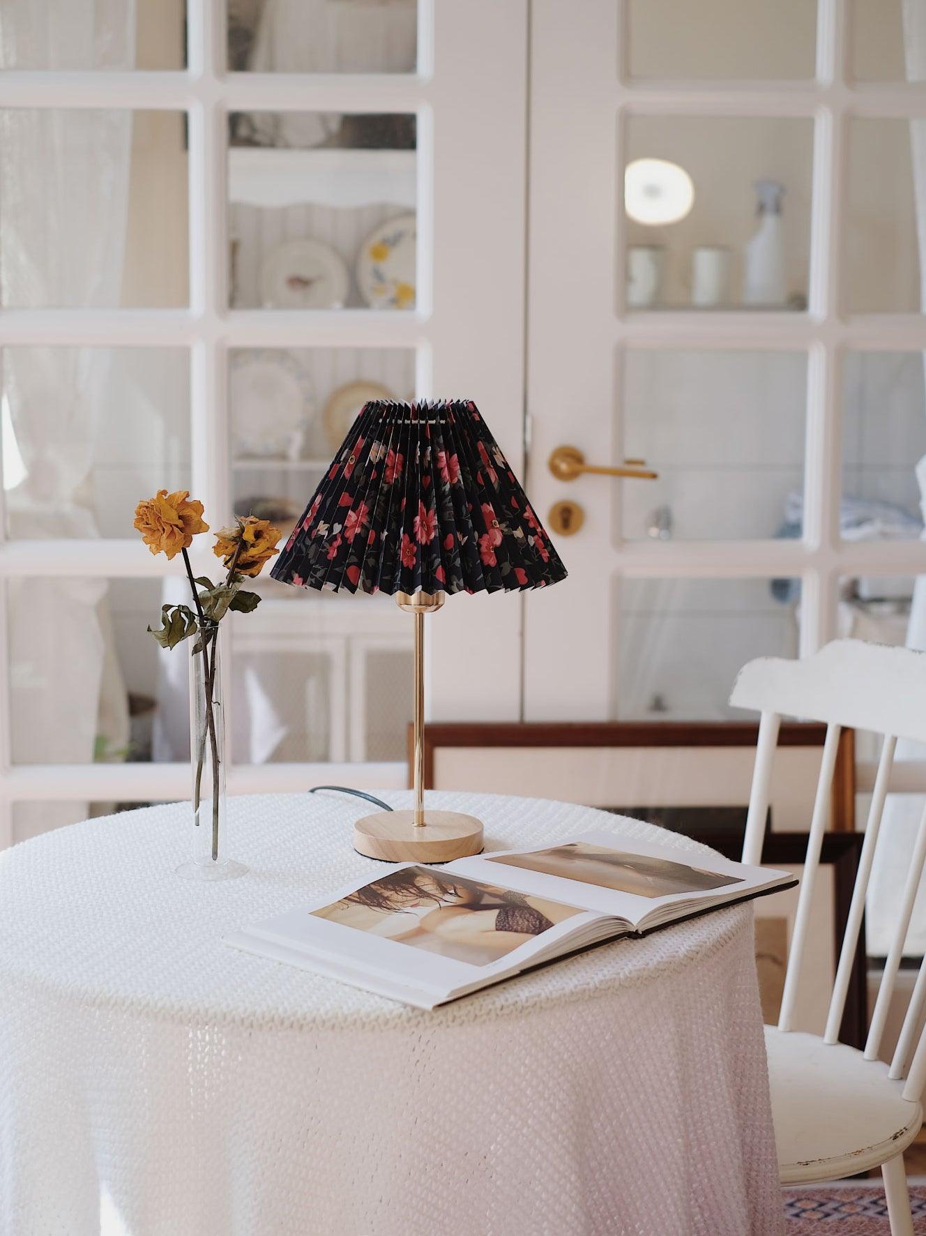 Zevelyra Fabric Table Lamp - Blowlighting