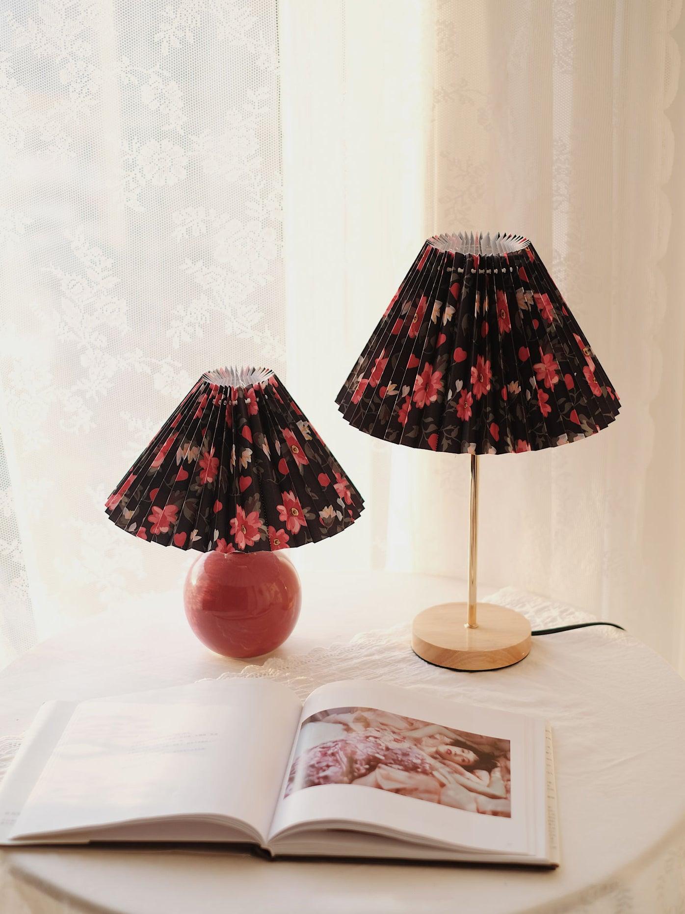 Zevelyra Fabric Table Lamp - Blowlighting