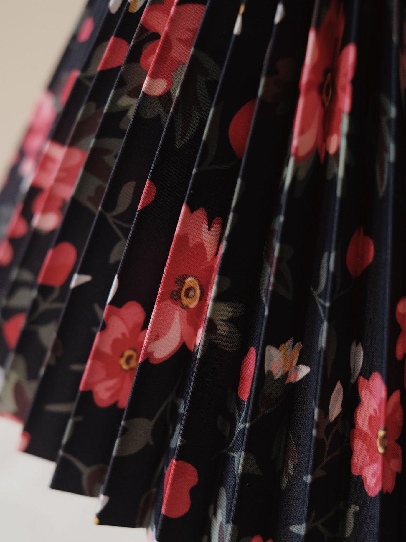 Zevelyra Fabric Table Lamp - Blowlighting