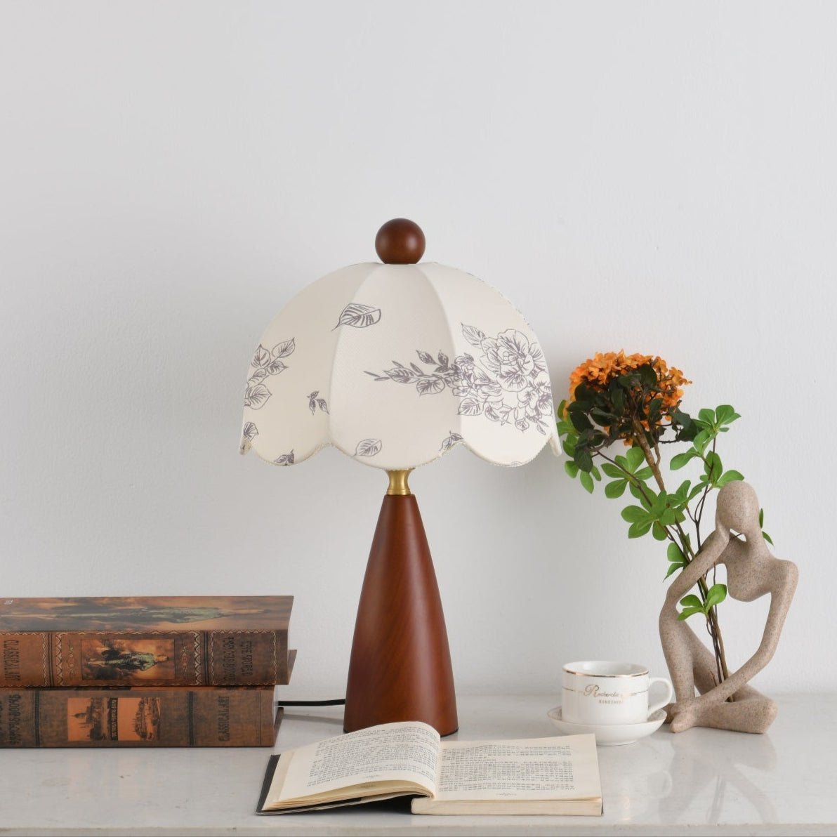 Ruby Vintage Metal Table Lamp - Blowlighting