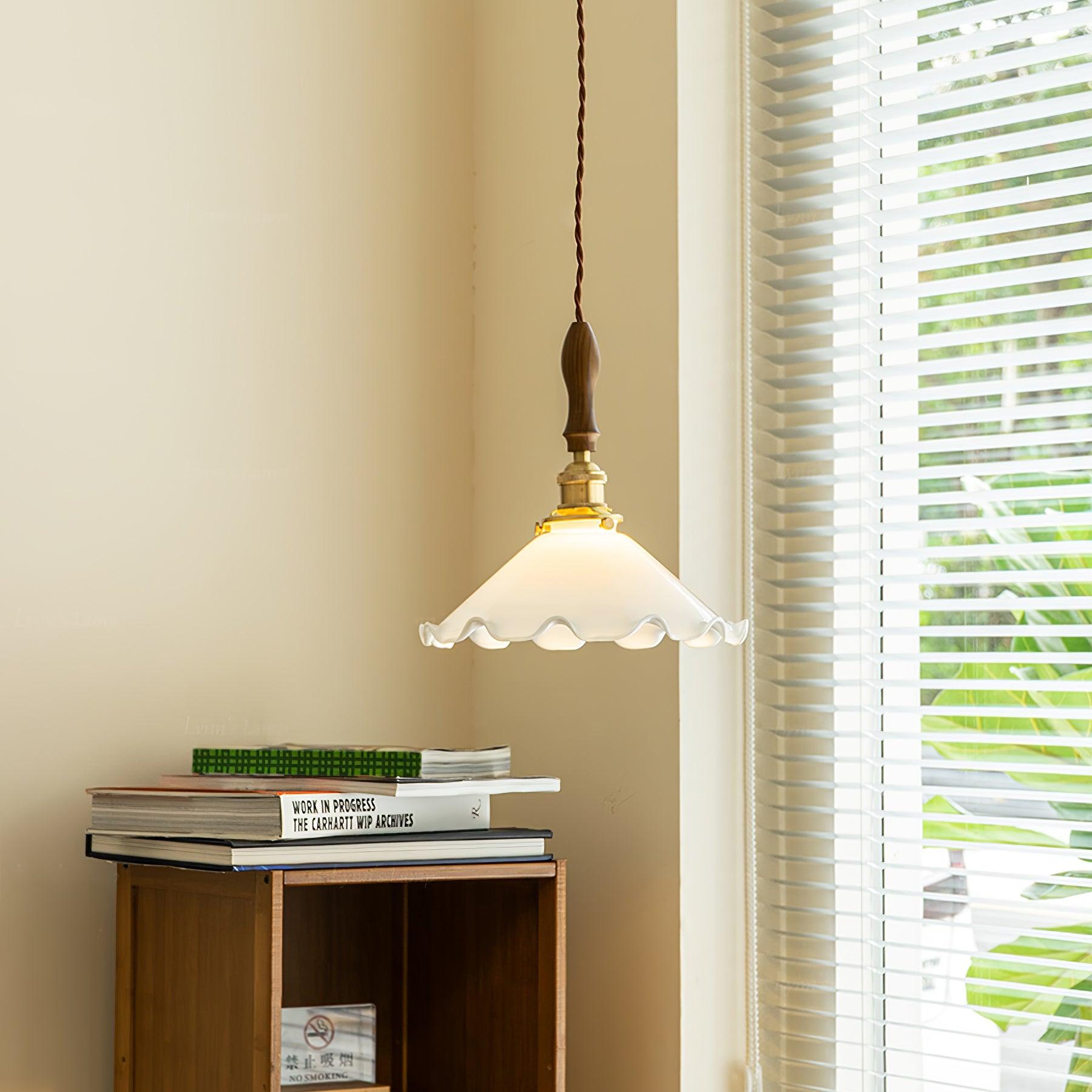 Flower Petals Pendant Lamp - Blowlighting