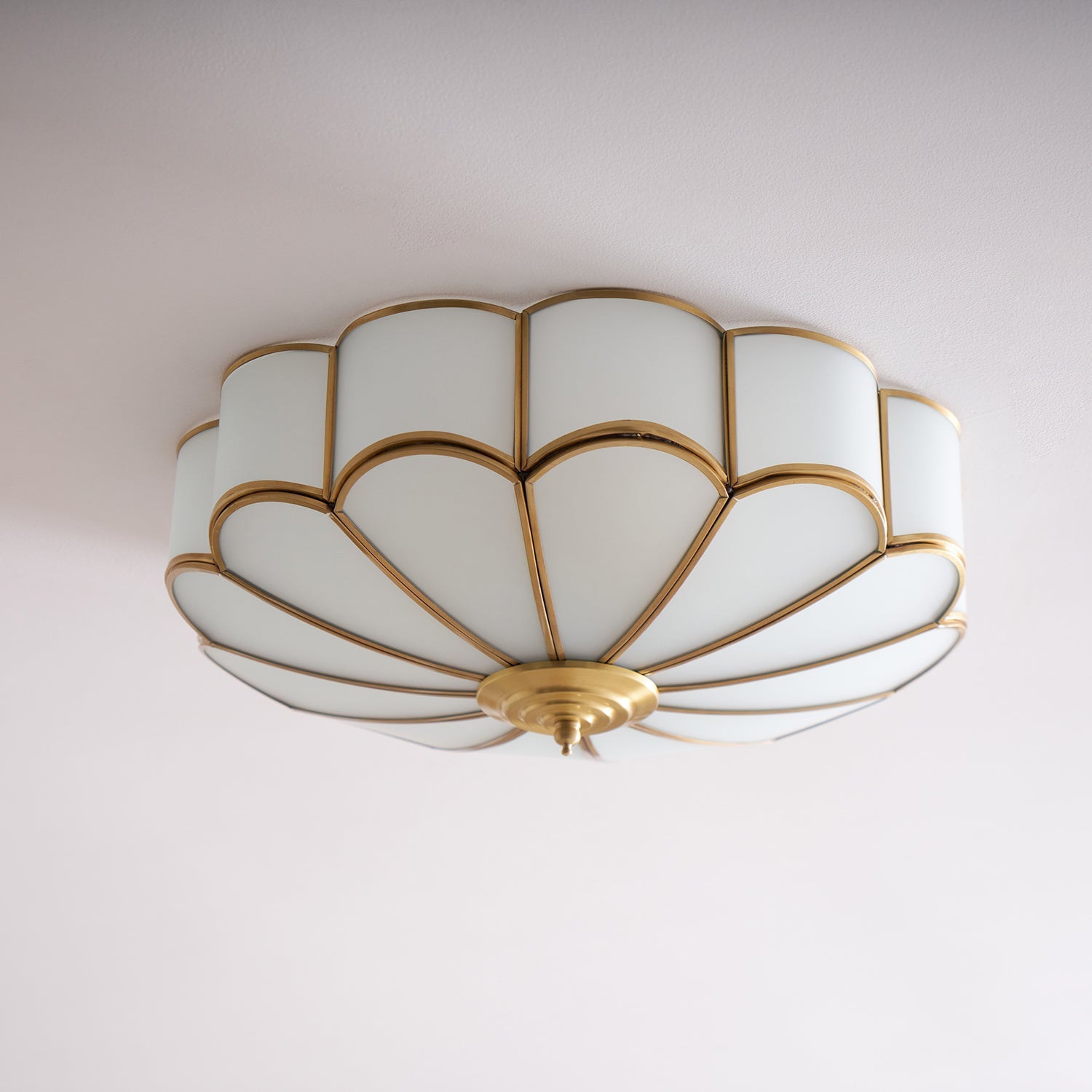 Flower Shape Glass Recessed Ceiling Light - Blowlighting