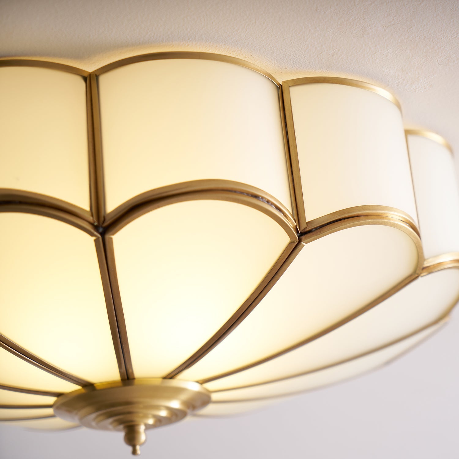 Flower Shape Glass Recessed Ceiling Light - Blowlighting