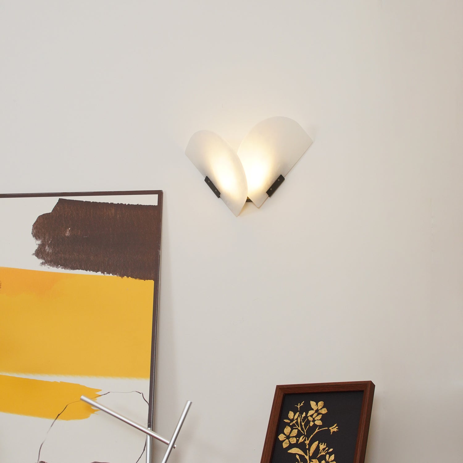 Cevelaris Heart Alabaster Wall Light - Blowlighting