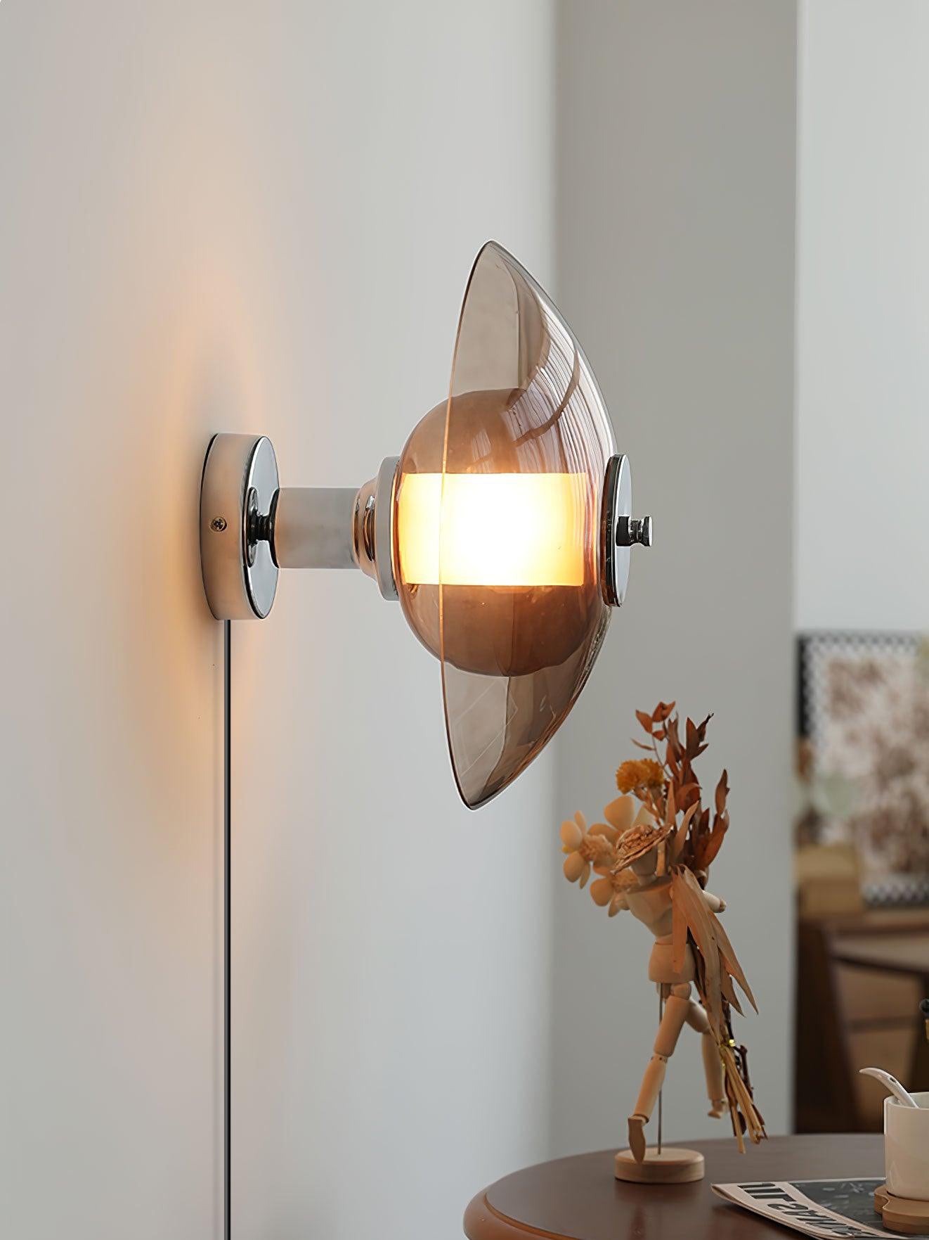 Flying Saucer Plug-in Wall Light - Blowlighting