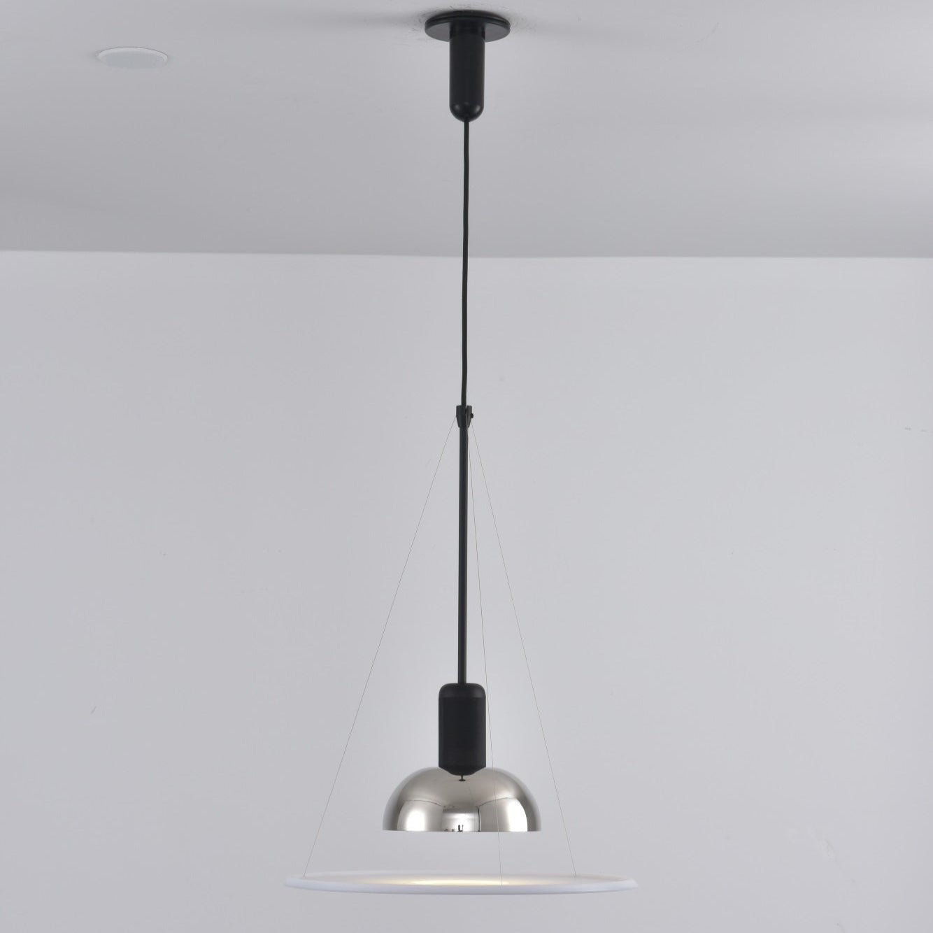 Flying Saucer Pendant Light - Blowlighting