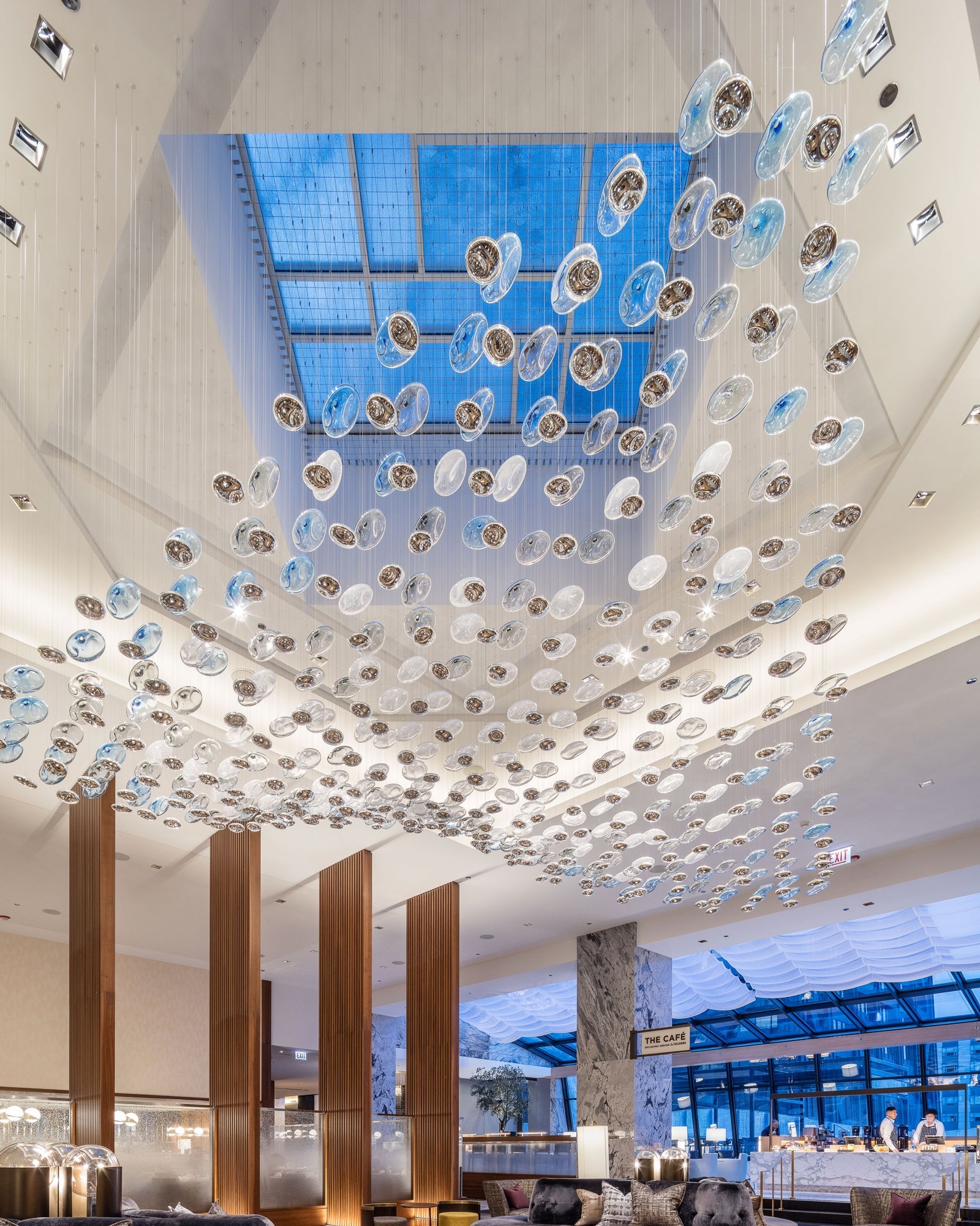 Ilvyniel Crystal Wave Chandelier - Blowlighting