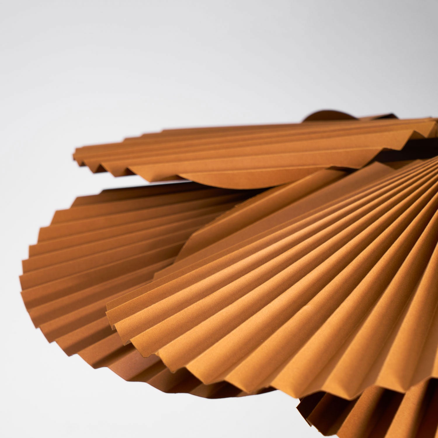 Folded Leaf Lotus Pendant Lamp - Blowlighting