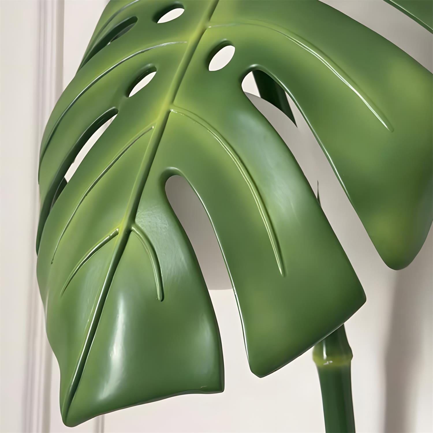 Folium Natural Resin Wall Light