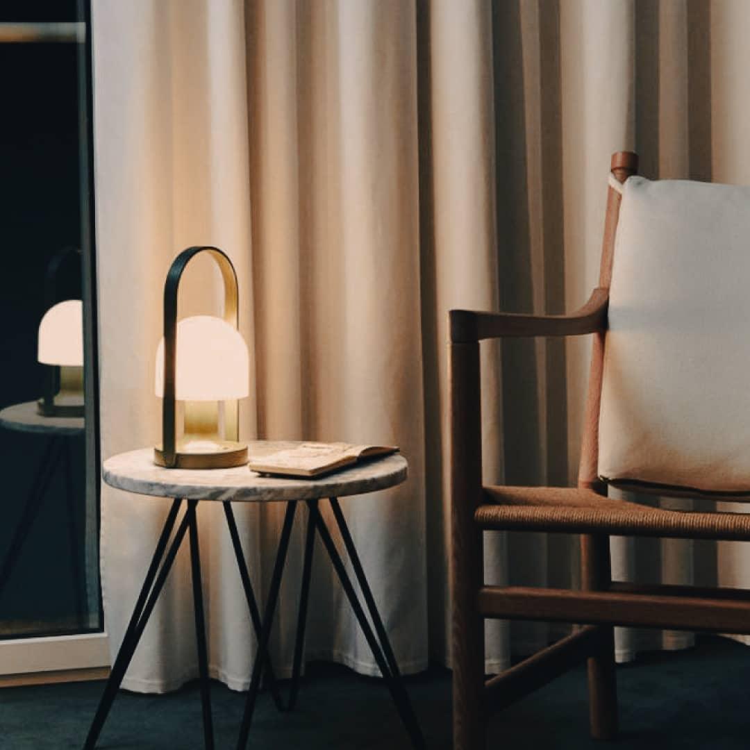 Follow Me Table Lamp - Blowlighting
