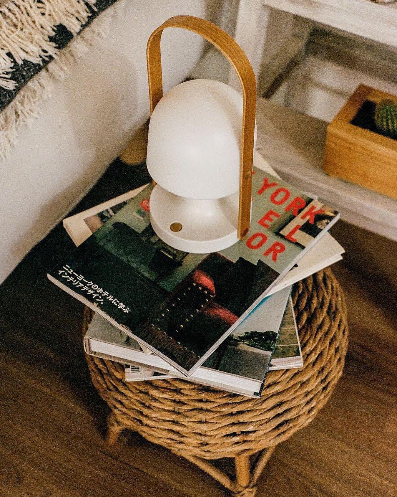 Follow Me Table Lamp - Blowlighting