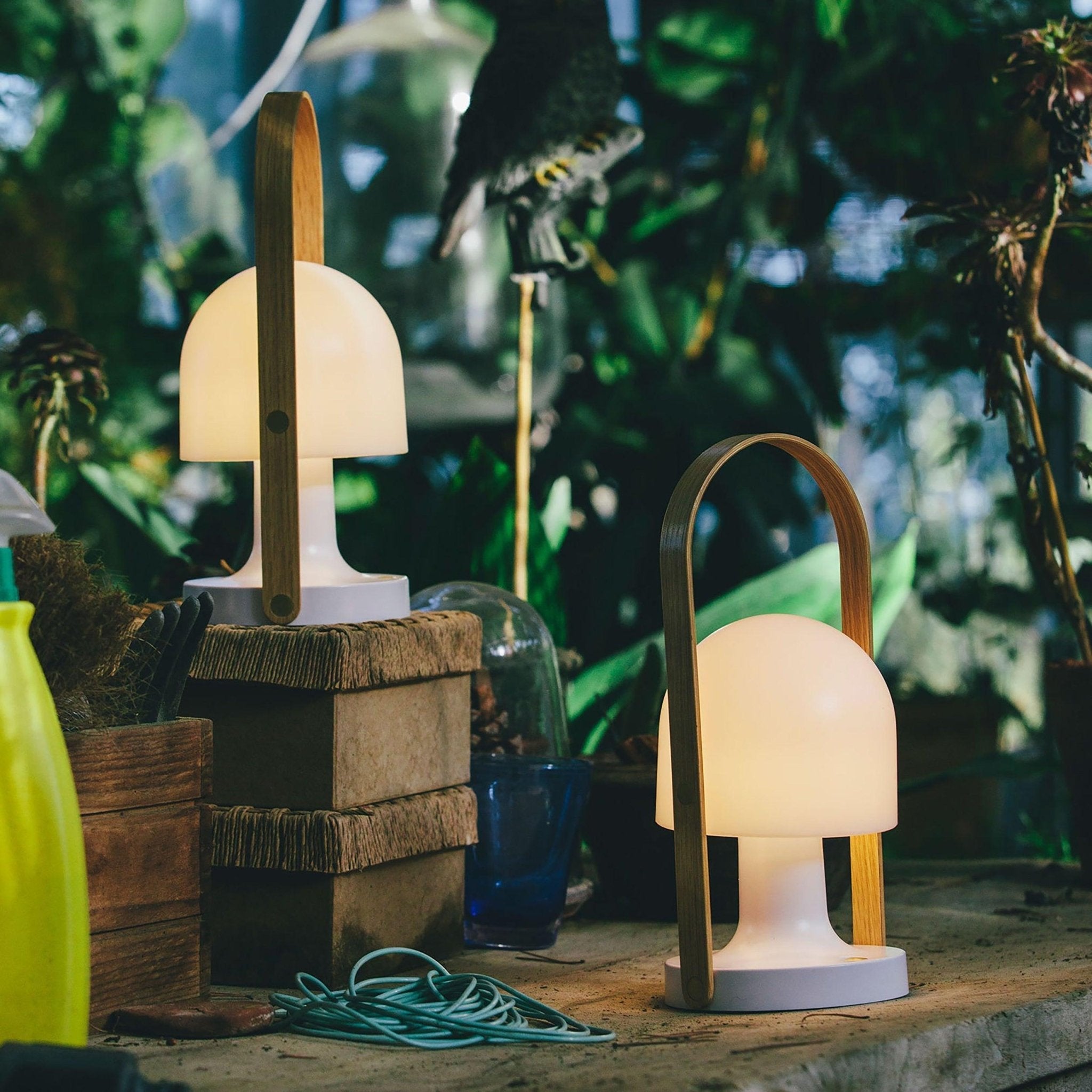 Follow Me Table Lamp - Blowlighting