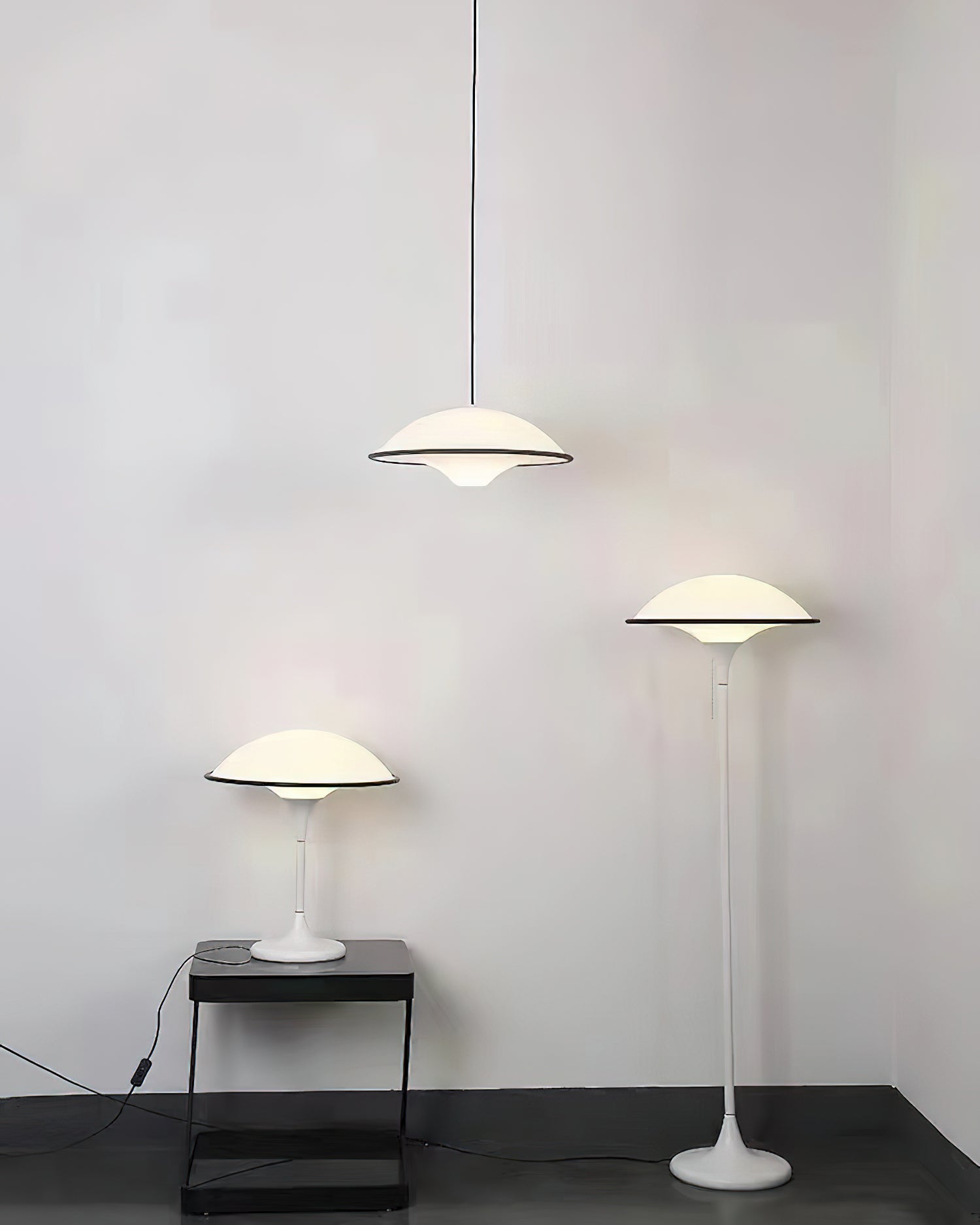 Fontana Floor Lamp - Blowlighting