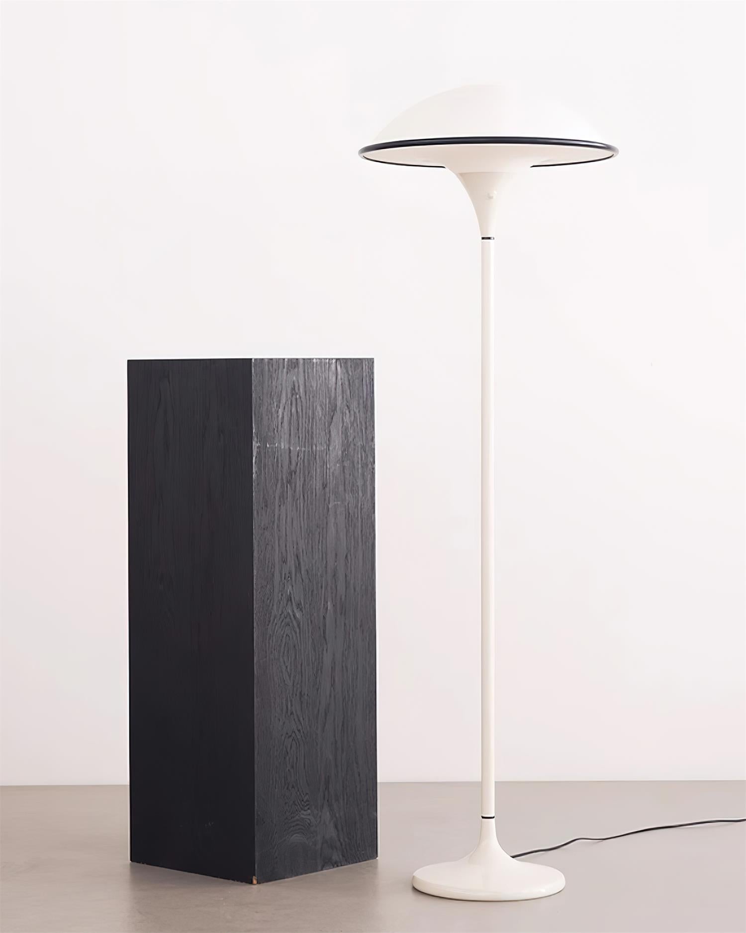 Fontana Floor Lamp - Blowlighting