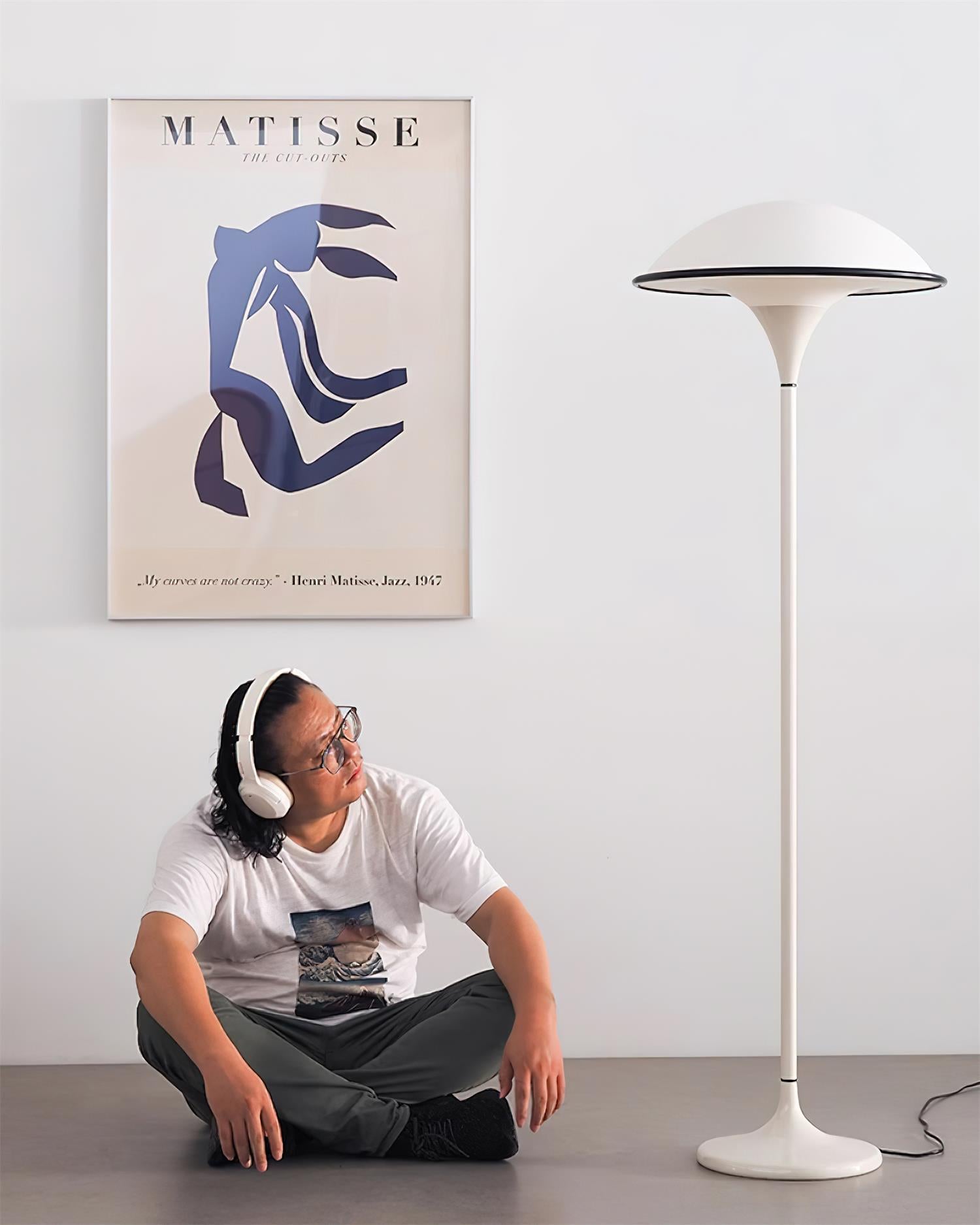 Fontana Floor Lamp - Blowlighting