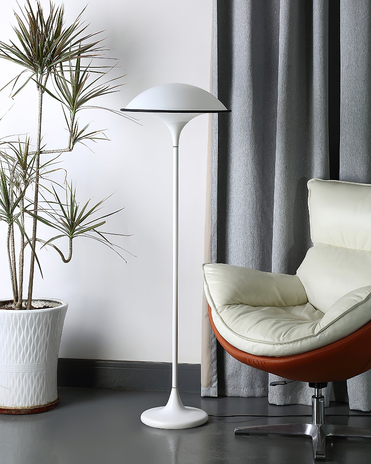 Fontana Floor Lamp - Blowlighting