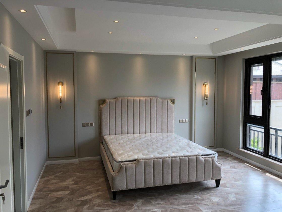 French Classicism Plug-in Wall Lamp - Blowlighting
