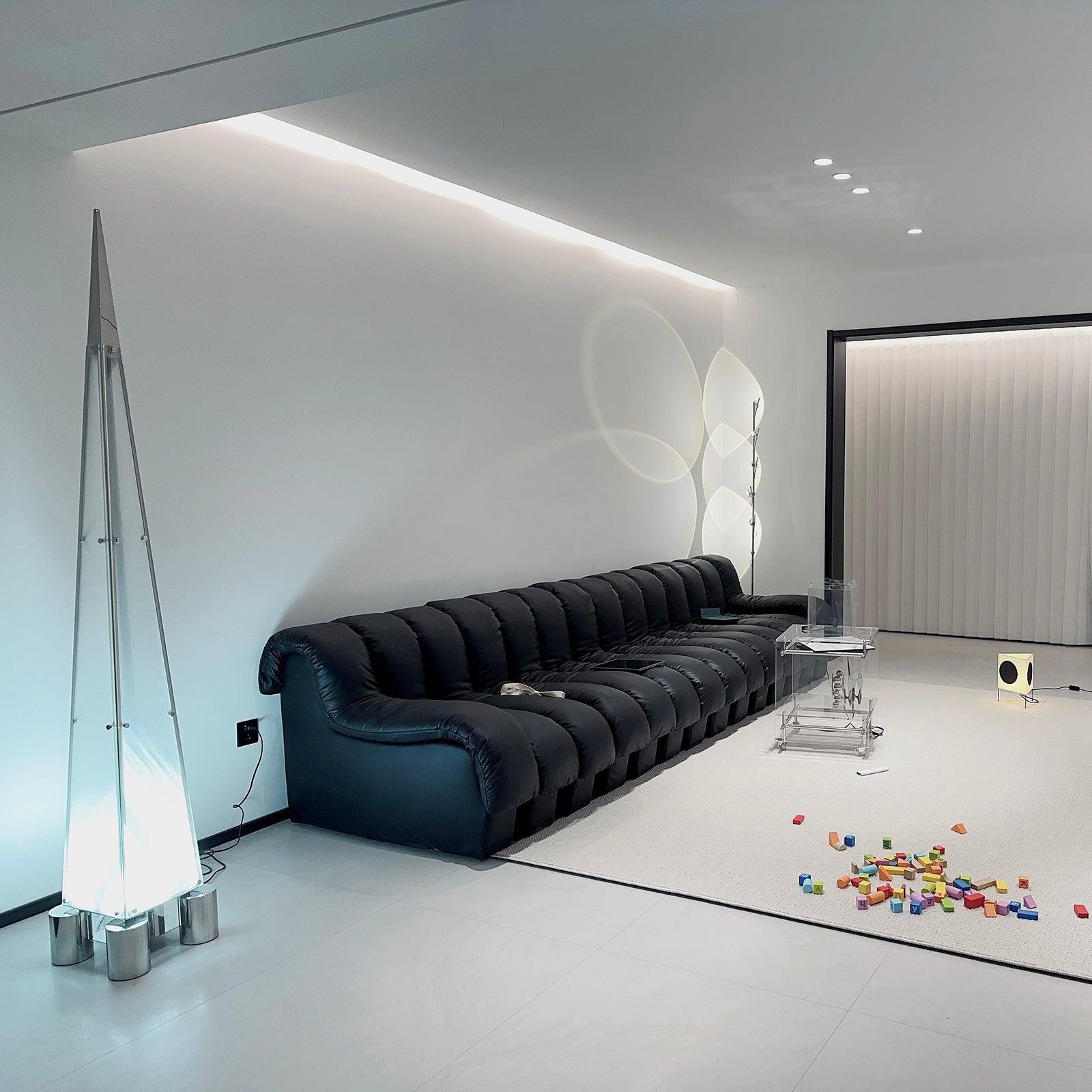 Riley Modern Glass Floor Lamp - Blowlighting