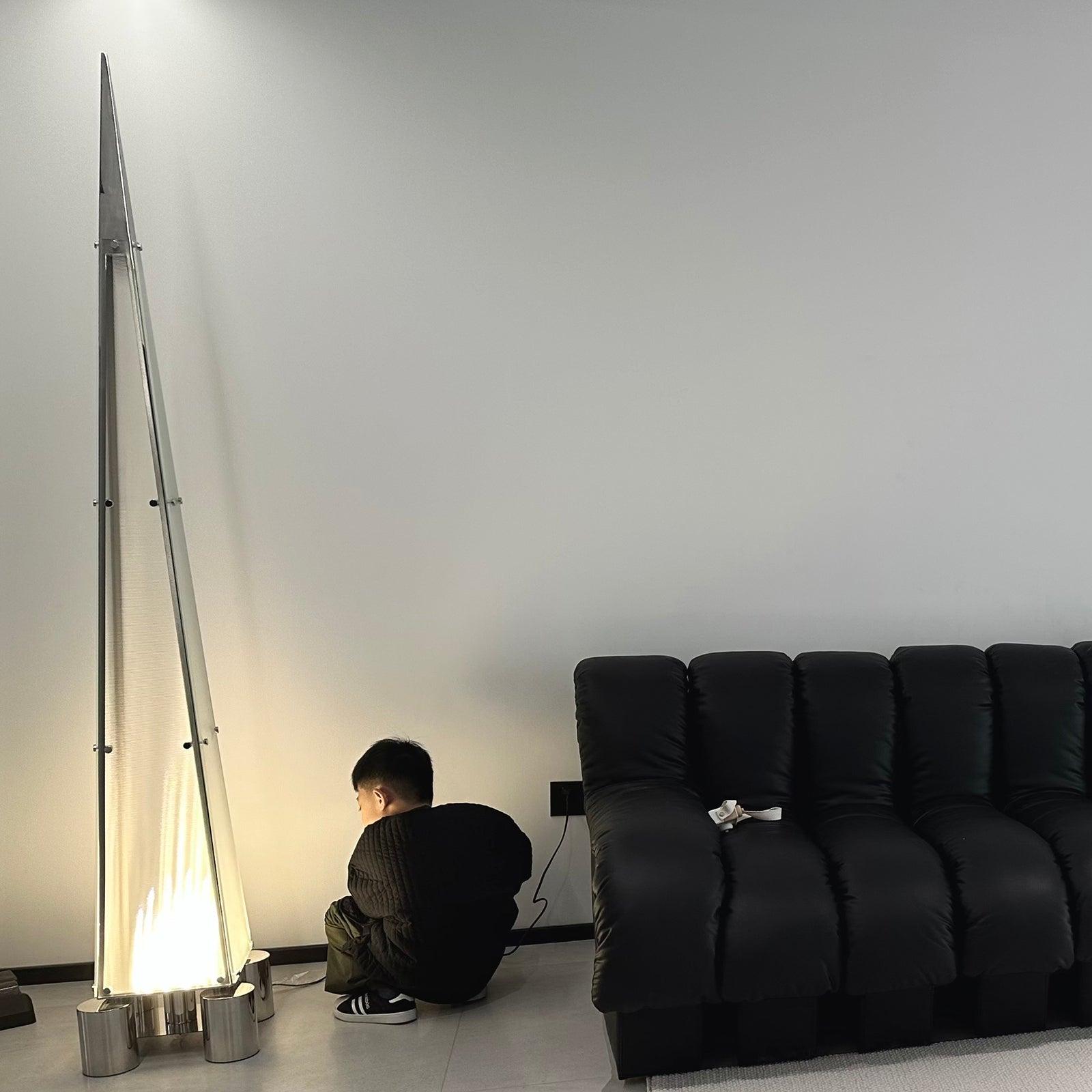 Riley Modern Glass Floor Lamp - Blowlighting