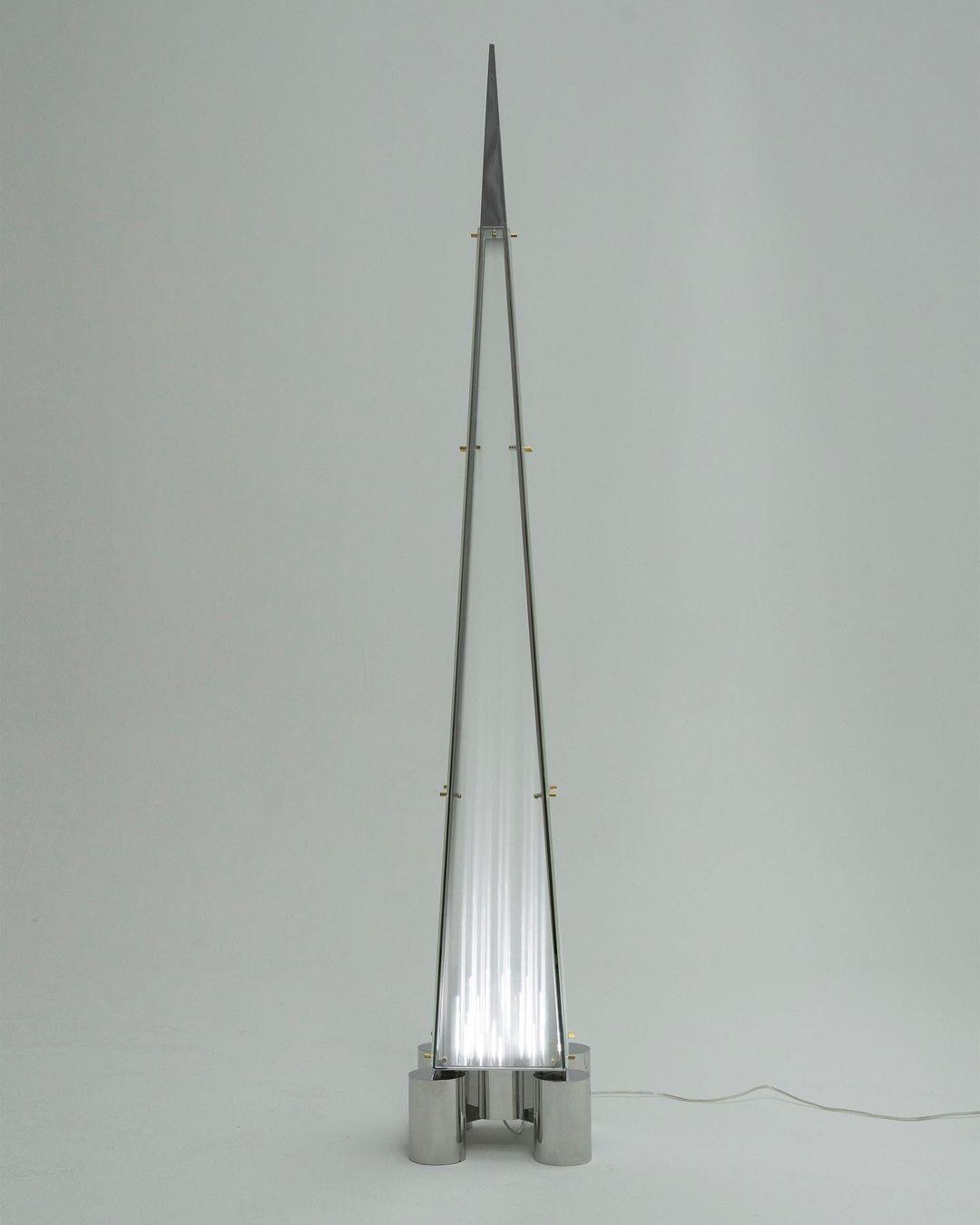 Riley Modern Glass Floor Lamp - Blowlighting