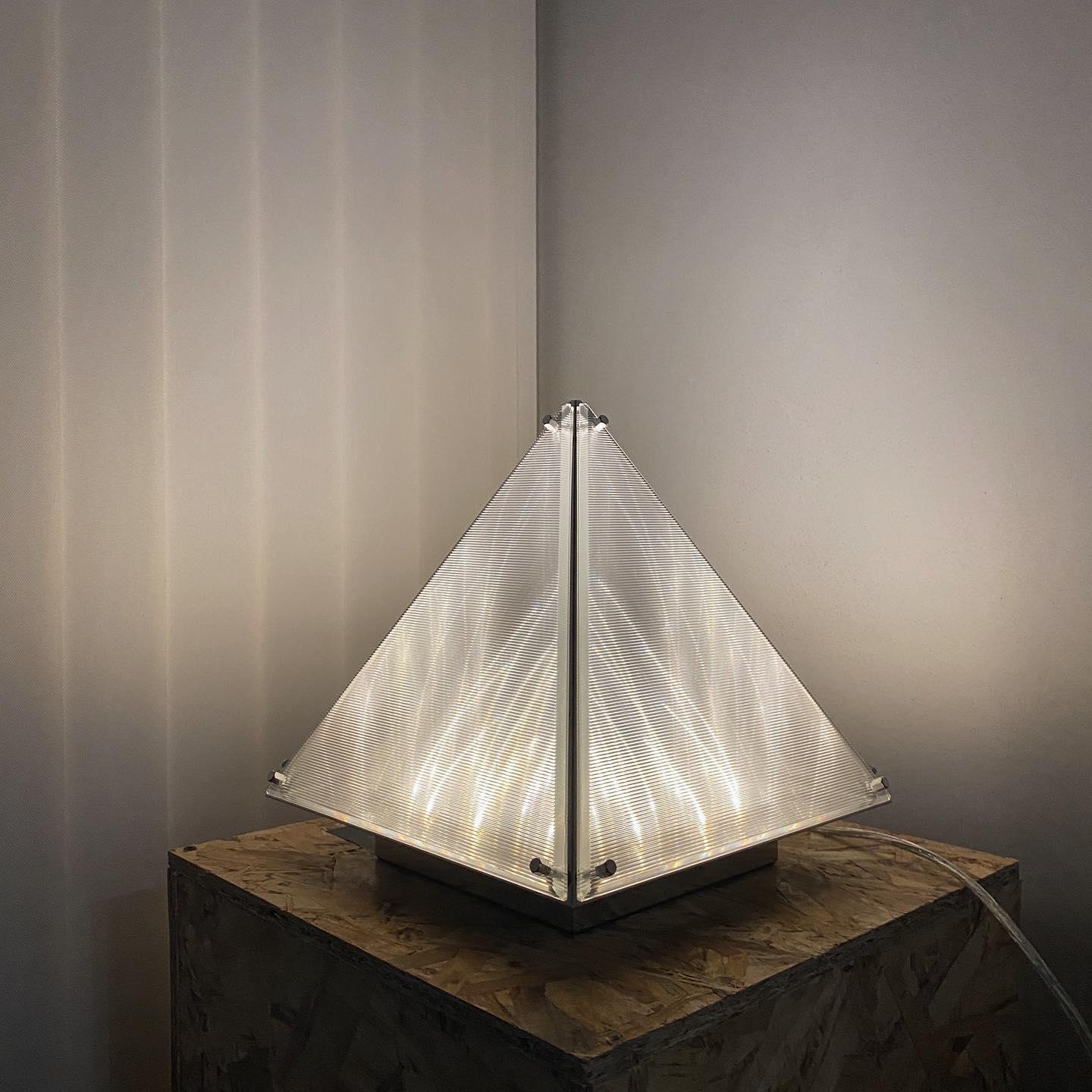 Fragment Table Lamp - Blowlighting