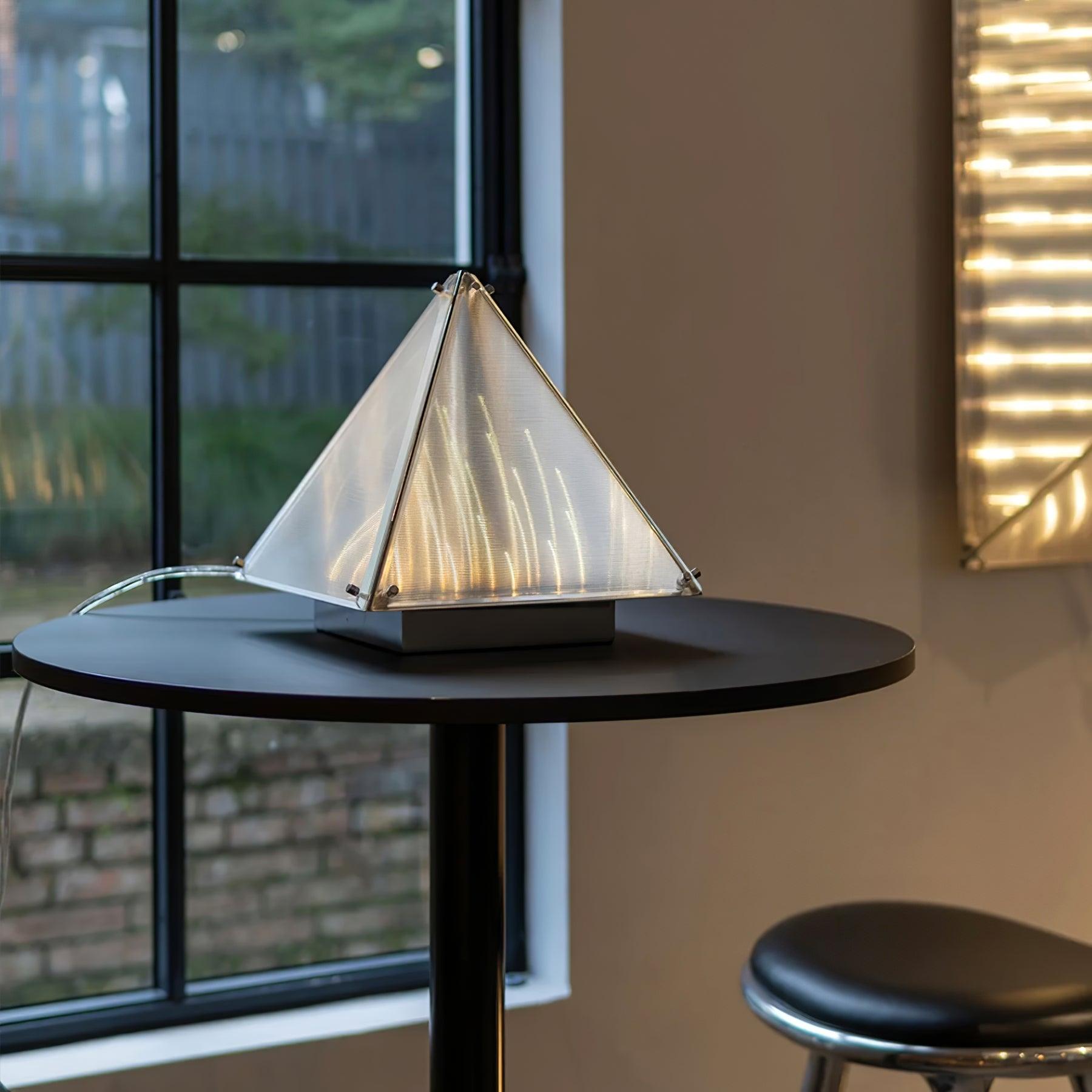 Fragment Table Lamp - Blowlighting