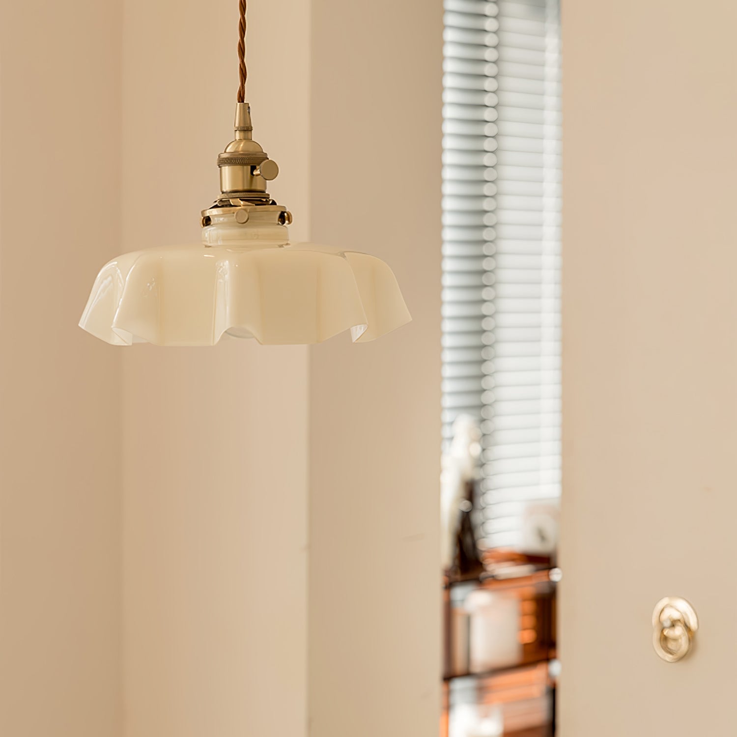 French Flower Pendant Light - Blowlighting