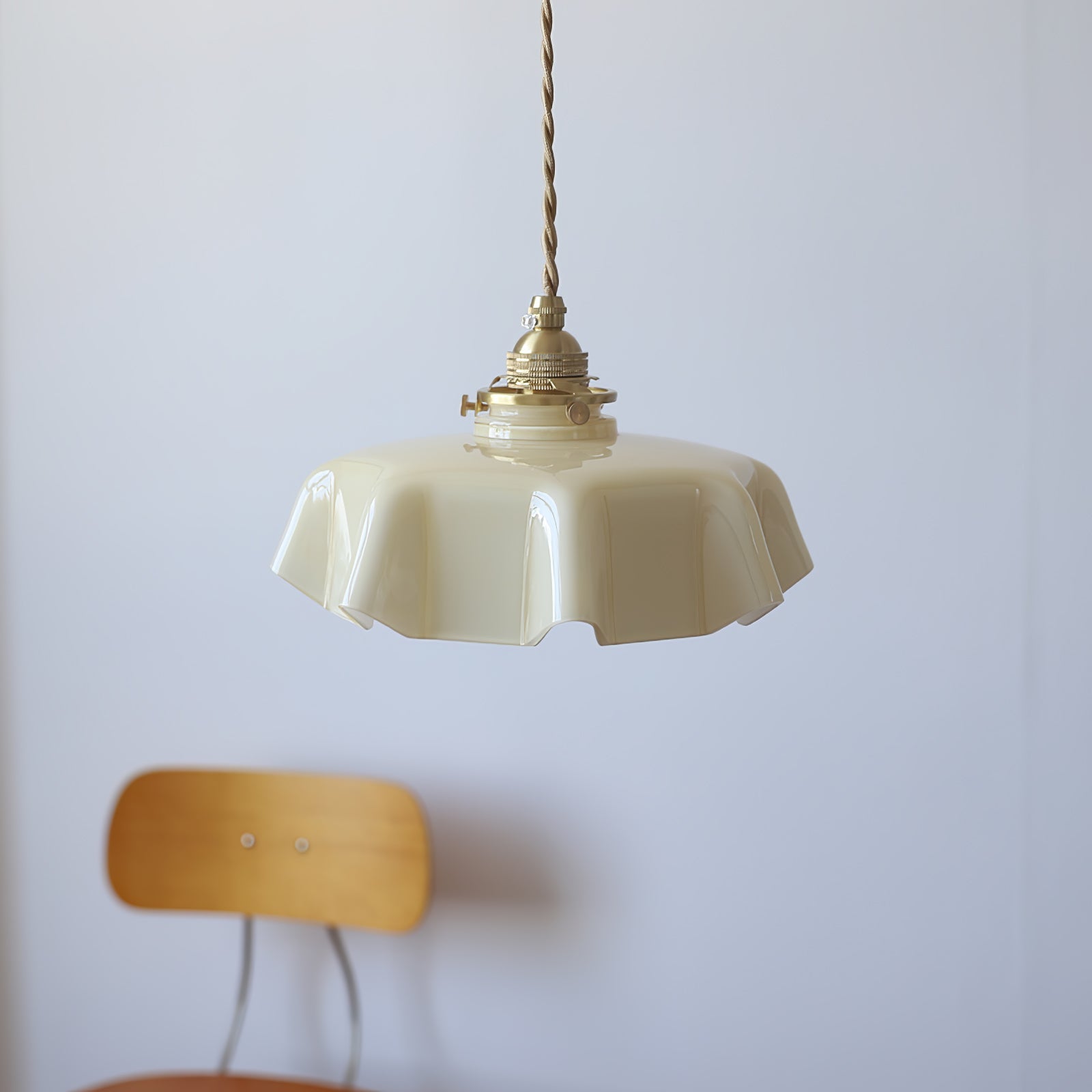 French Flower Pendant Light - Blowlighting
