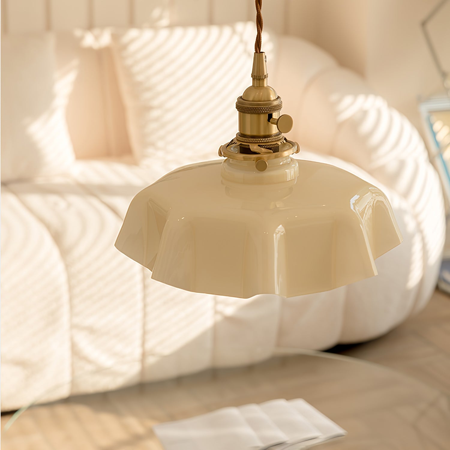 French Flower Pendant Light - Blowlighting