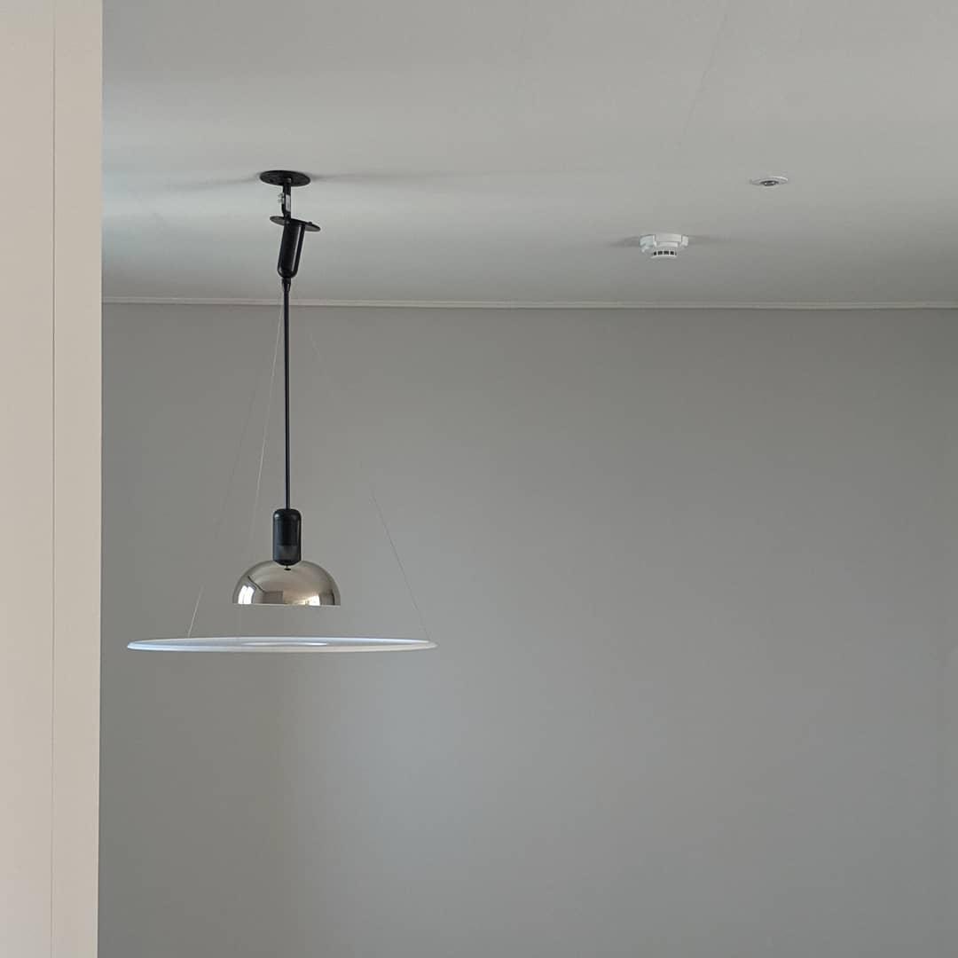 Flying Saucer Pendant Light - Blowlighting