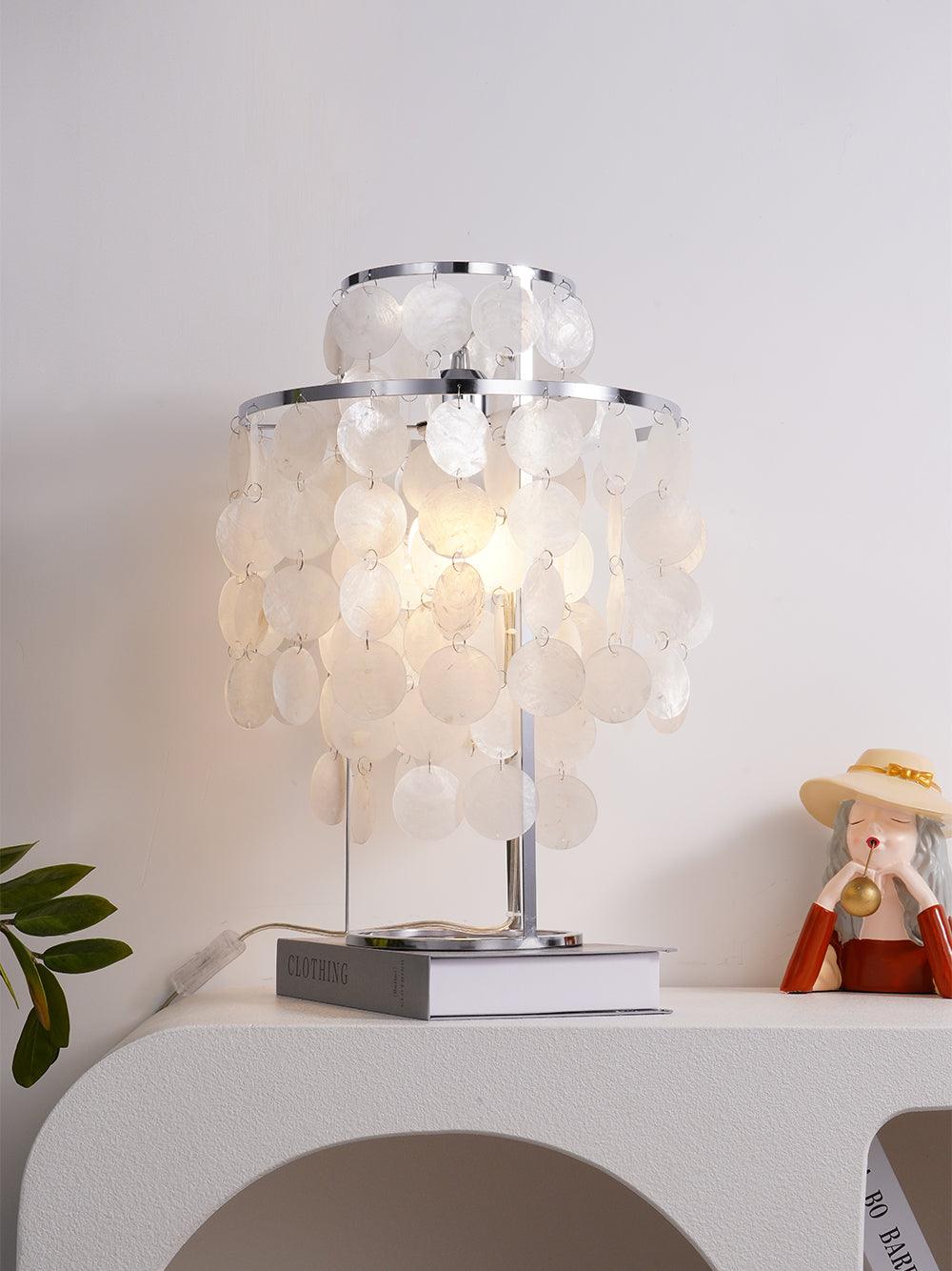 Round Shell Table Lamp - Blowlighting