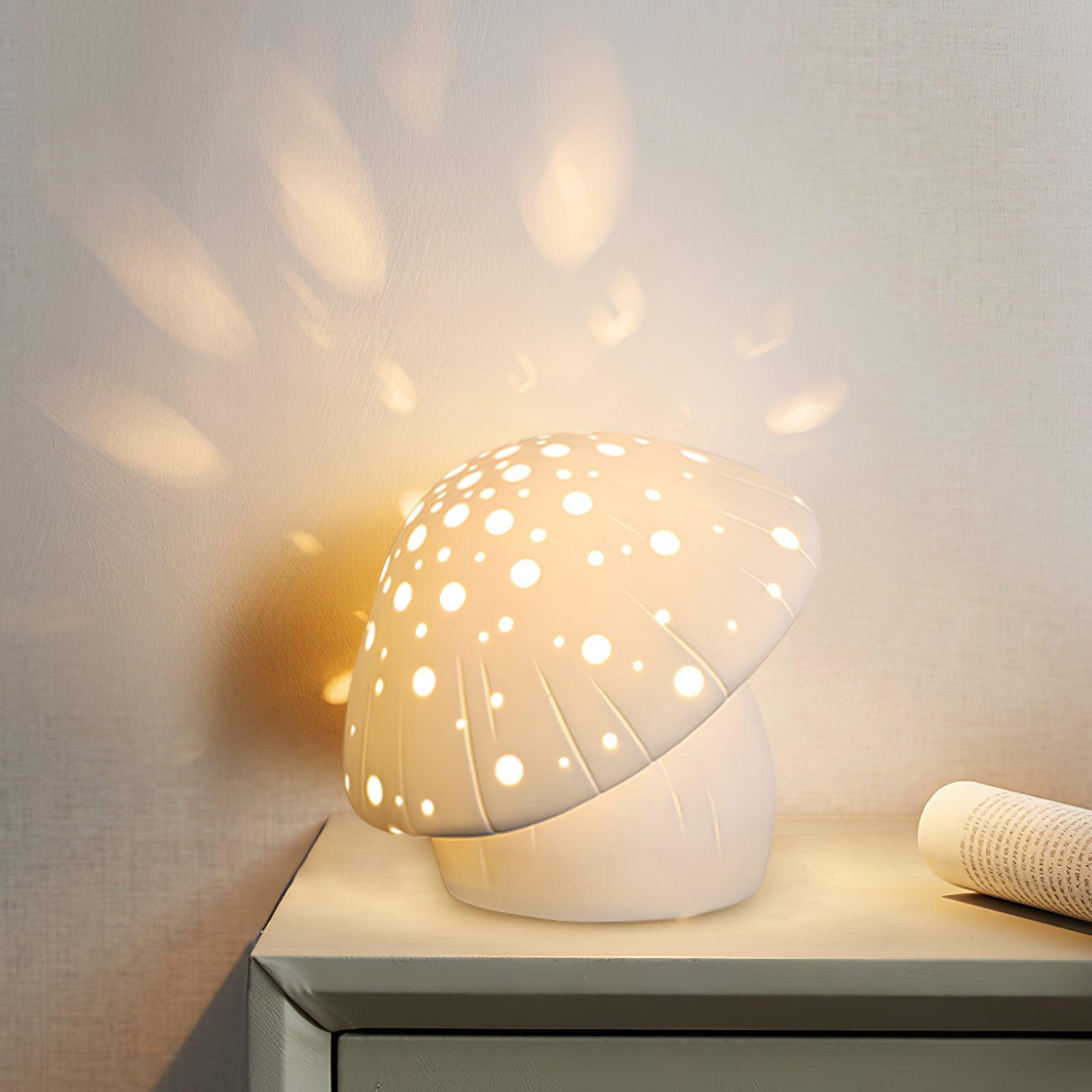 Fungo White Table Lamp - Blowlighting