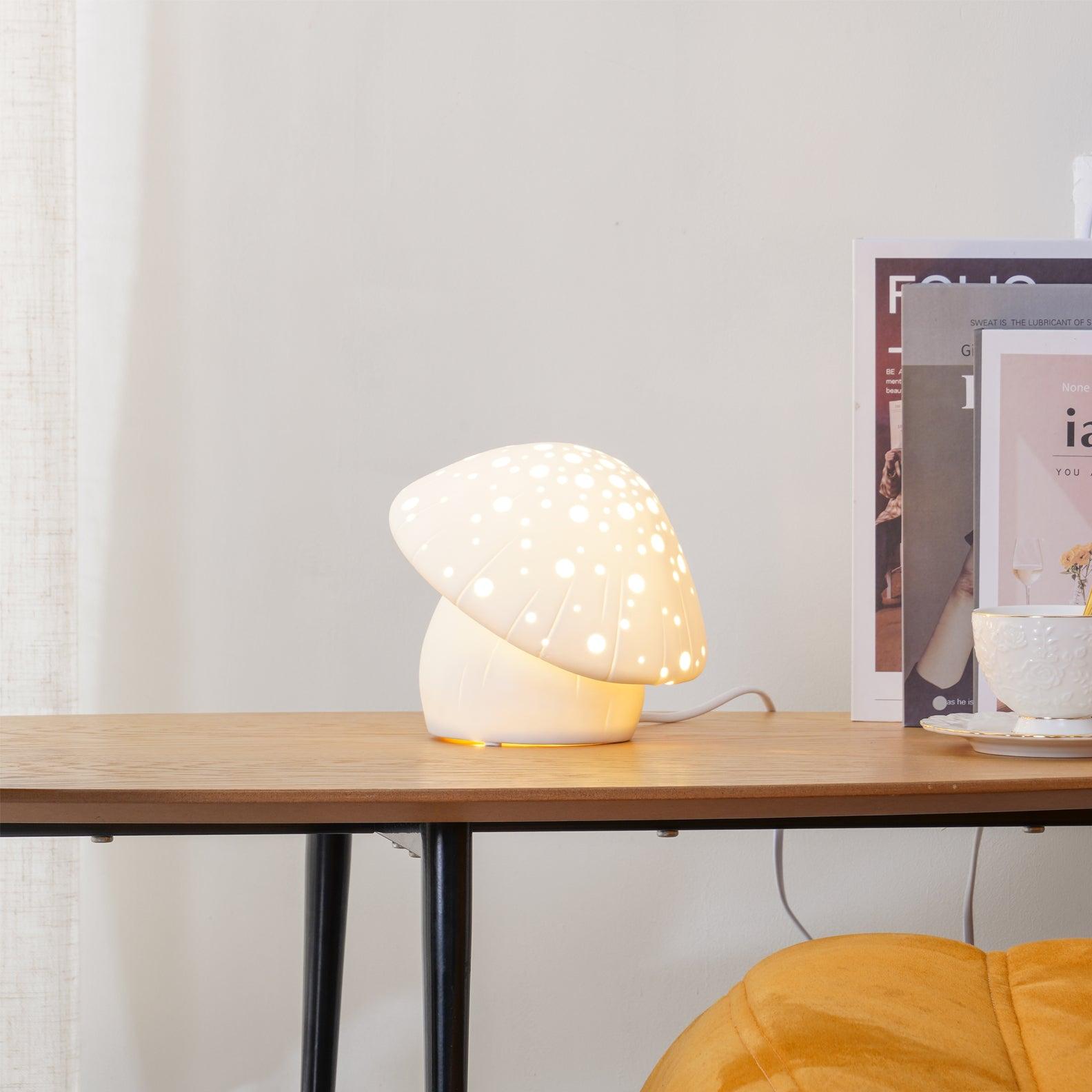 Fungo White Table Lamp - Blowlighting