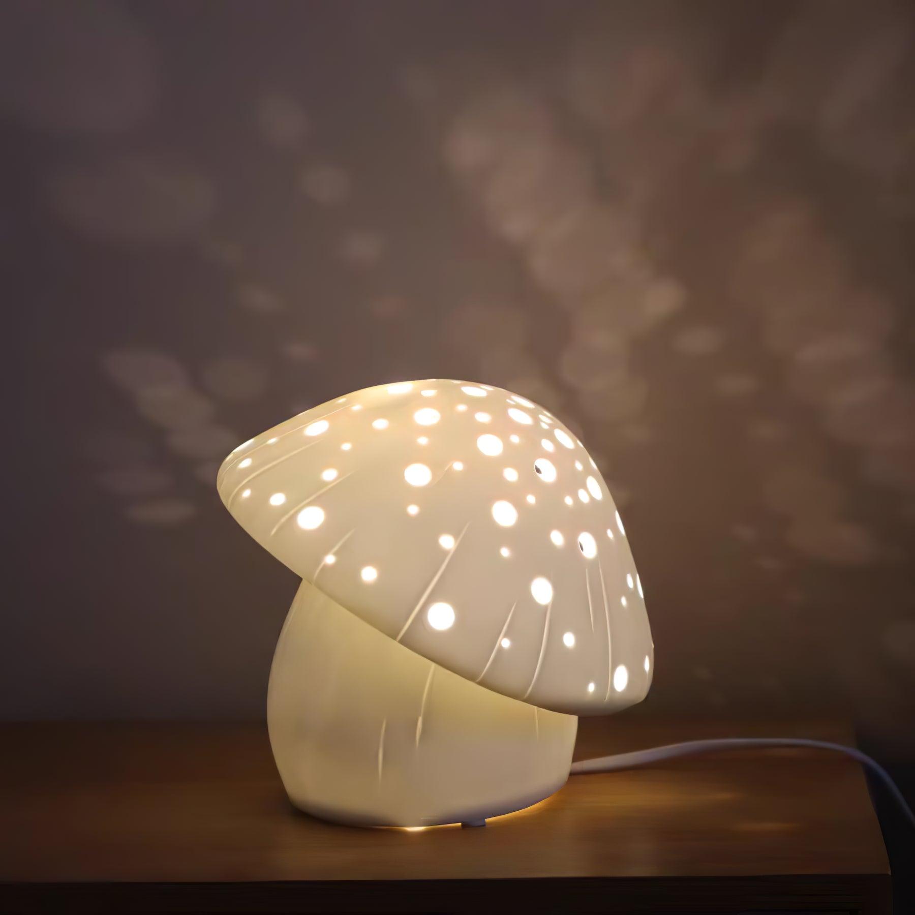 Fungo White Table Lamp - Blowlighting