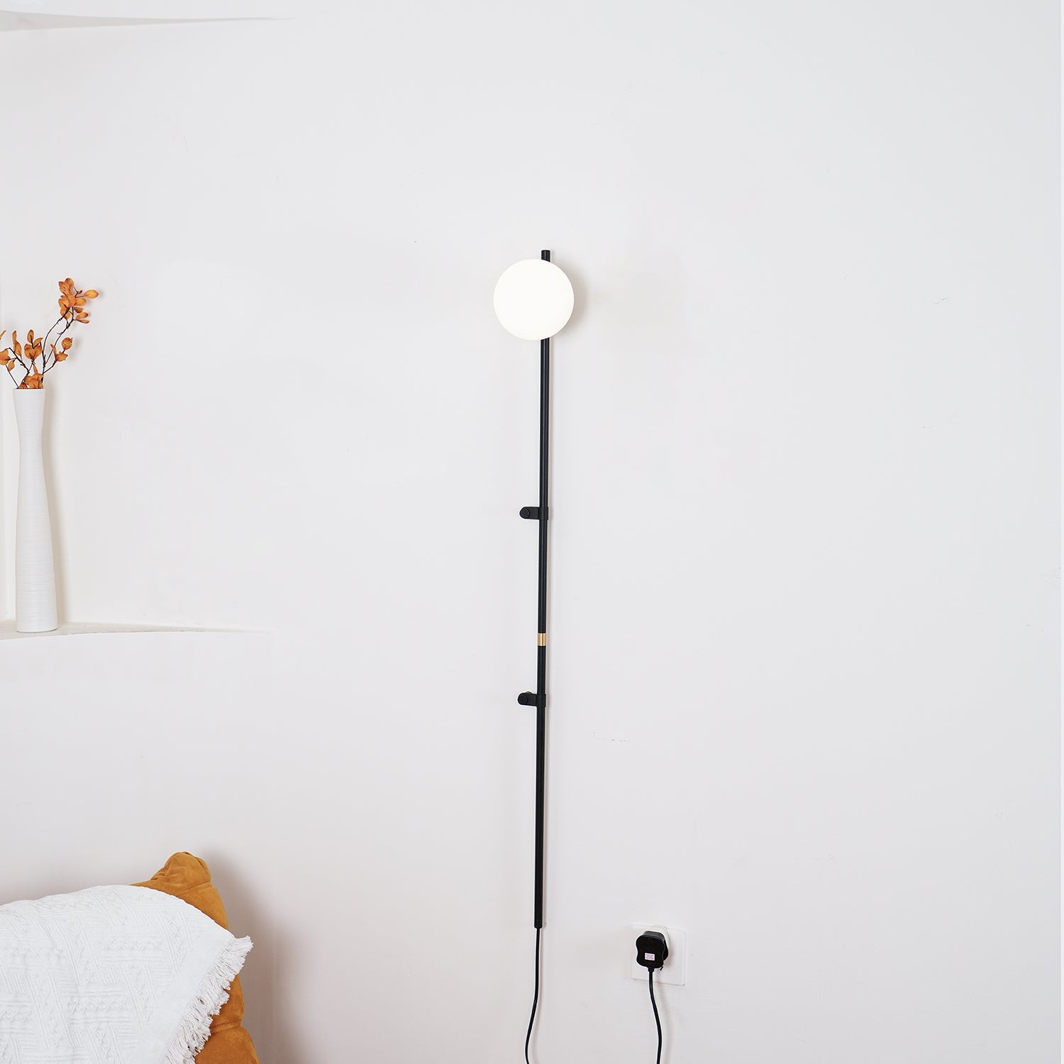 Funiculi Plug In Wall Lamp - Blowlighting