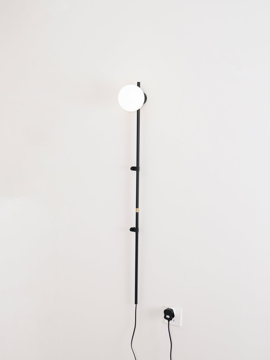 Funiculi Plug In Wall Lamp - Blowlighting