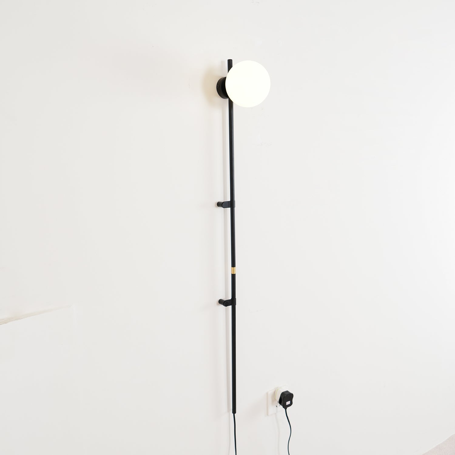 Funiculi Plug In Wall Lamp - Blowlighting