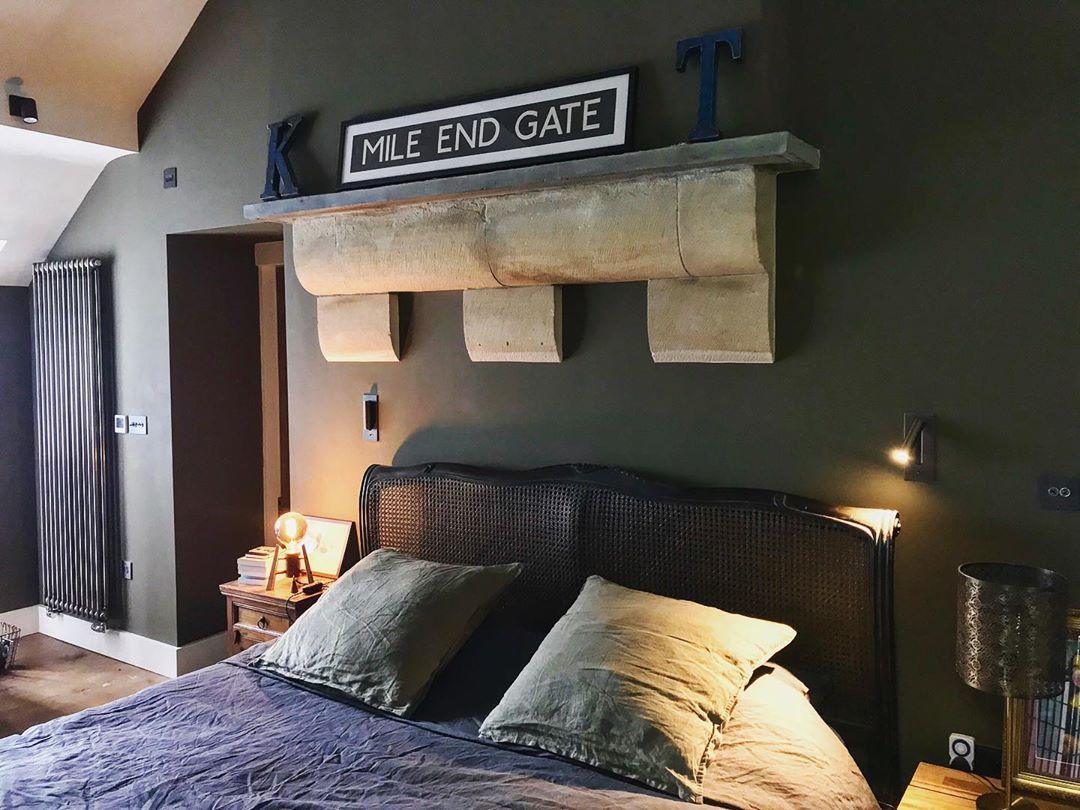 Folded Back Bedside Wall Lamp - Blowlighting