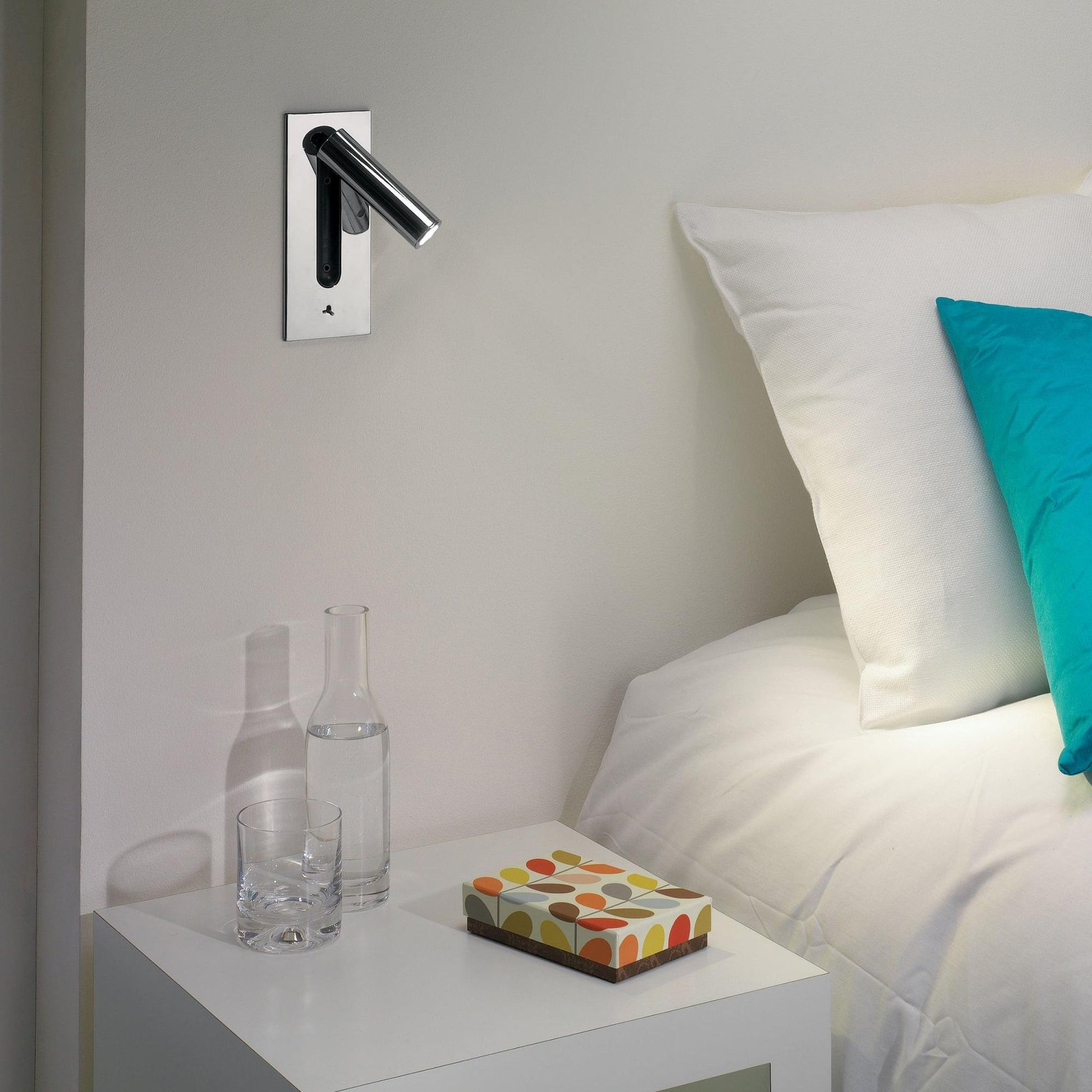 Folded Back Bedside Wall Lamp - Blowlighting