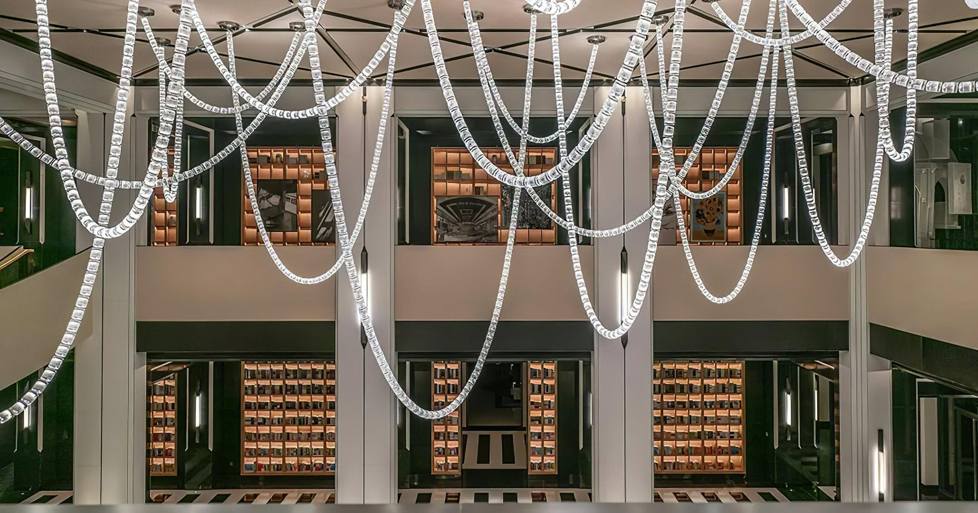 Nysilisra Luxe Crystal Pendant Light - Blowlighting