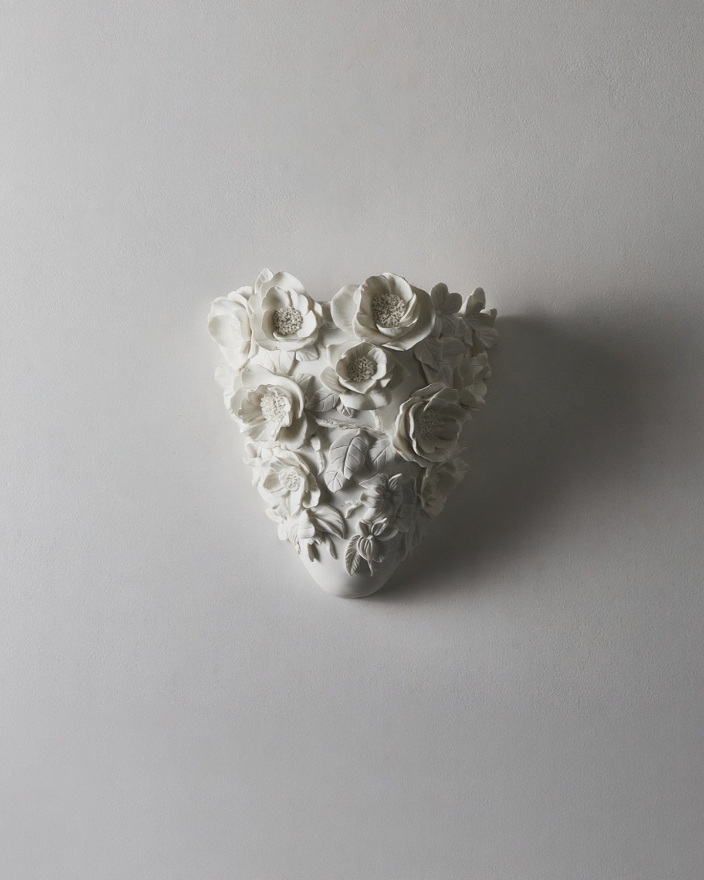 Marbella Romantic White Resin Wall Lamp