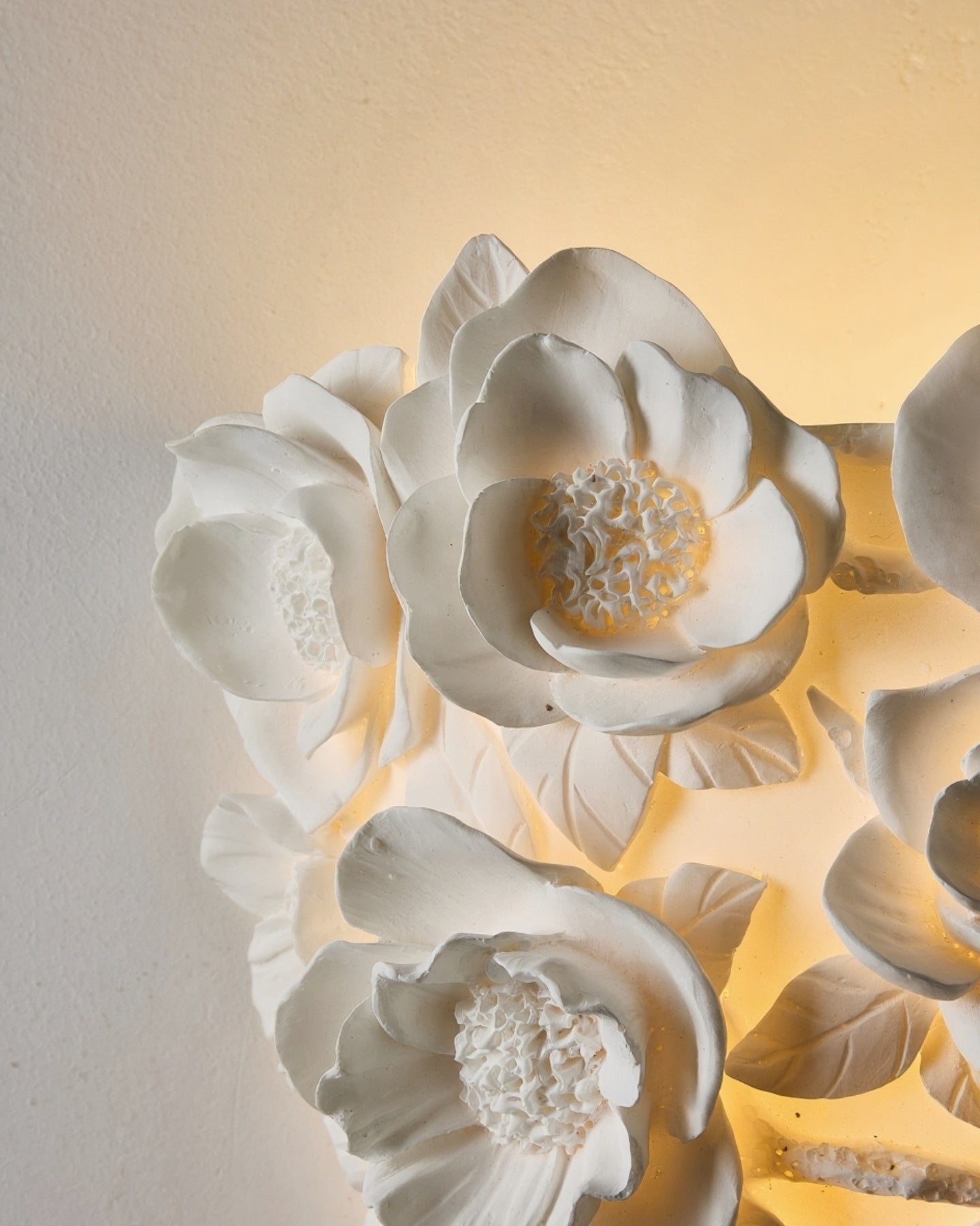 Marbella Romantic White Resin Wall Lamp