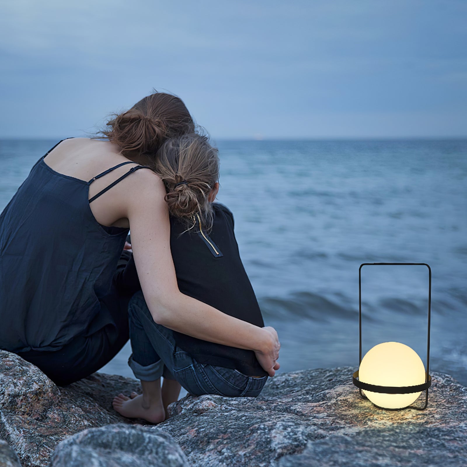 Eric Contemporary Metal Table Lamp - Blowlighting