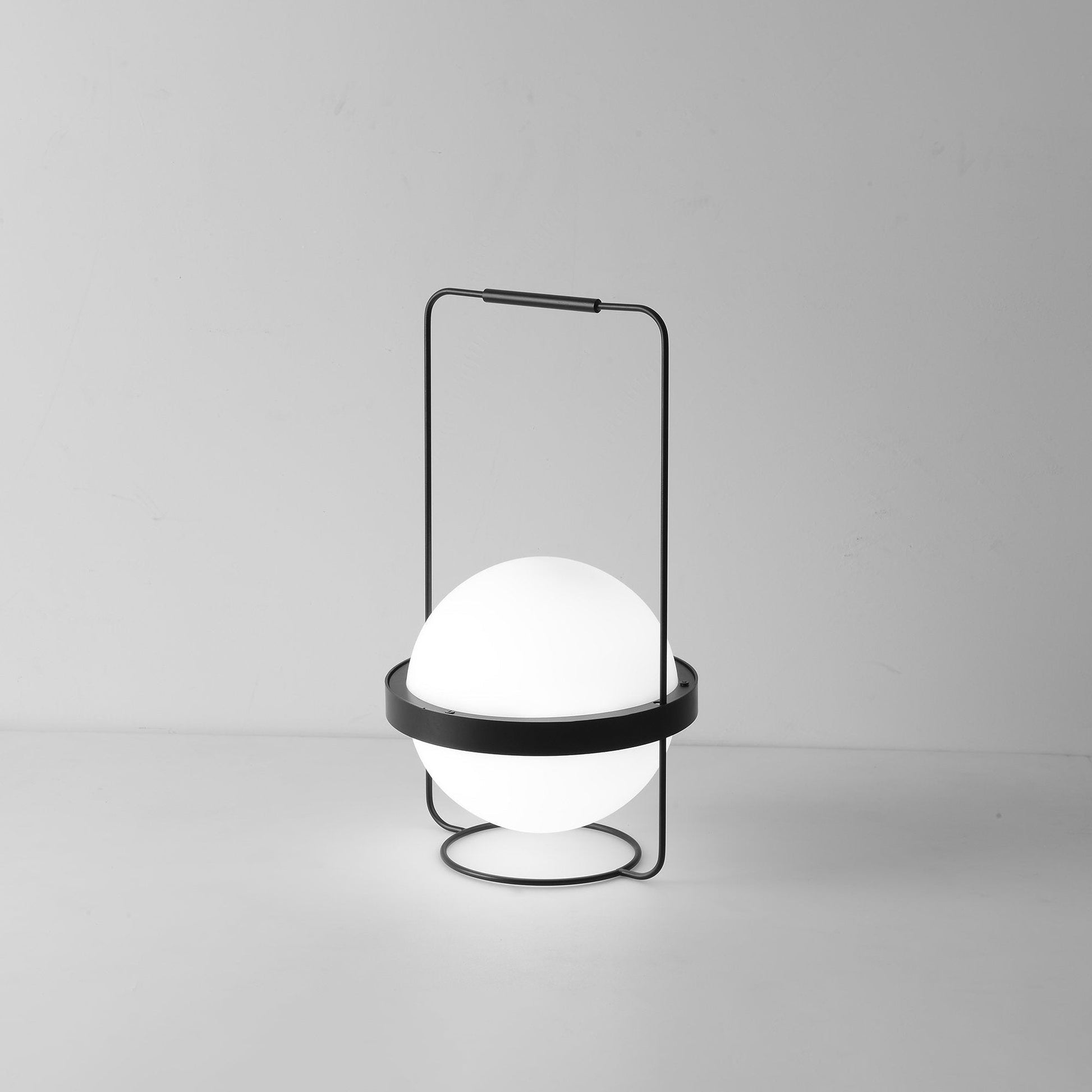 Eric Contemporary Metal Table Lamp - Blowlighting